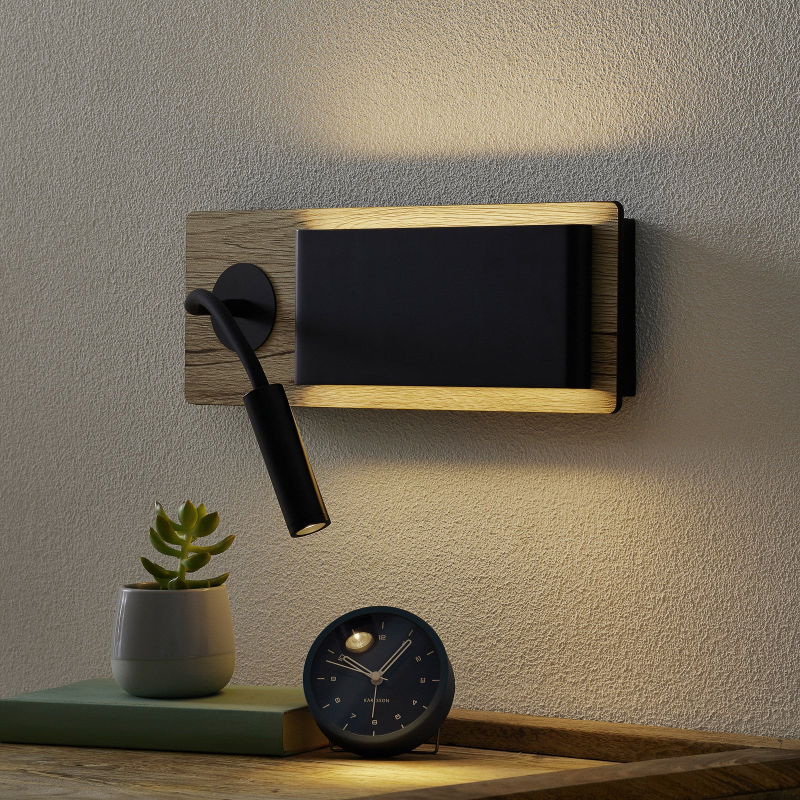 Mood wandlamp, indirect licht met leeslamp, zwart