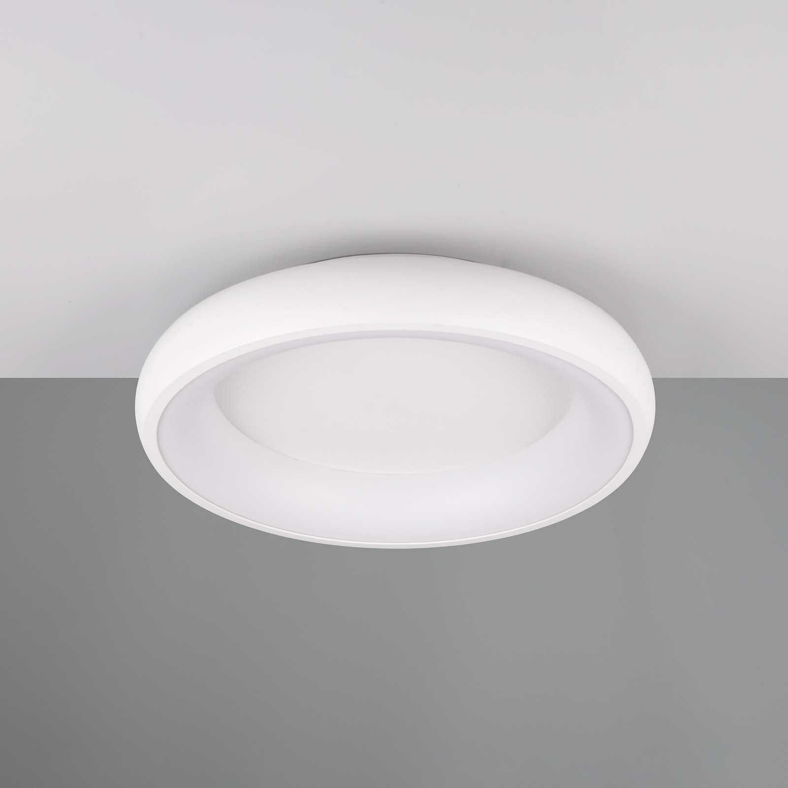 LED stropna svetilka Cardona, Ø 46,5 cm, bela mat, kovina, CCT