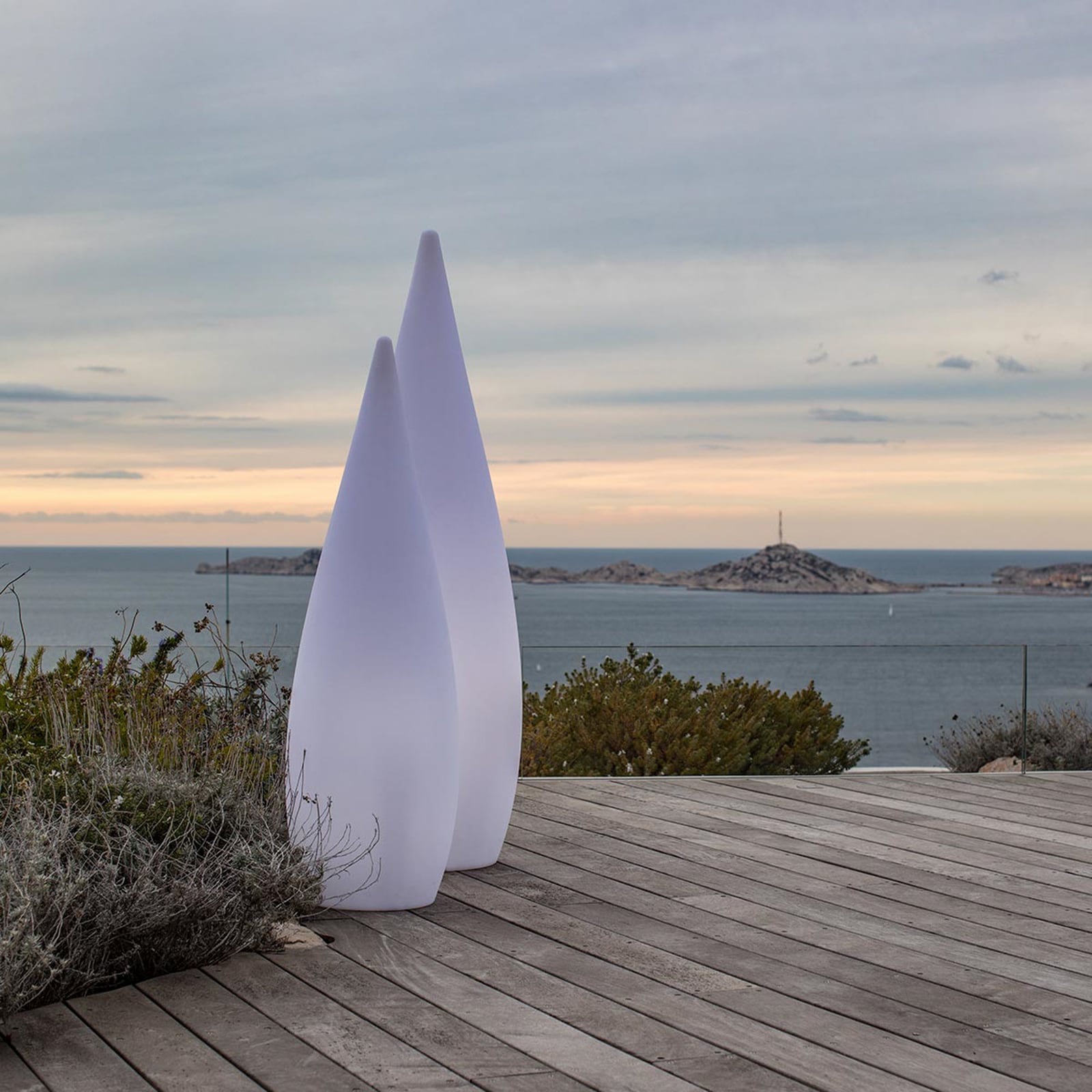Lampada da terrazza Classy bianca, E27, altezza 120 cm, plastica