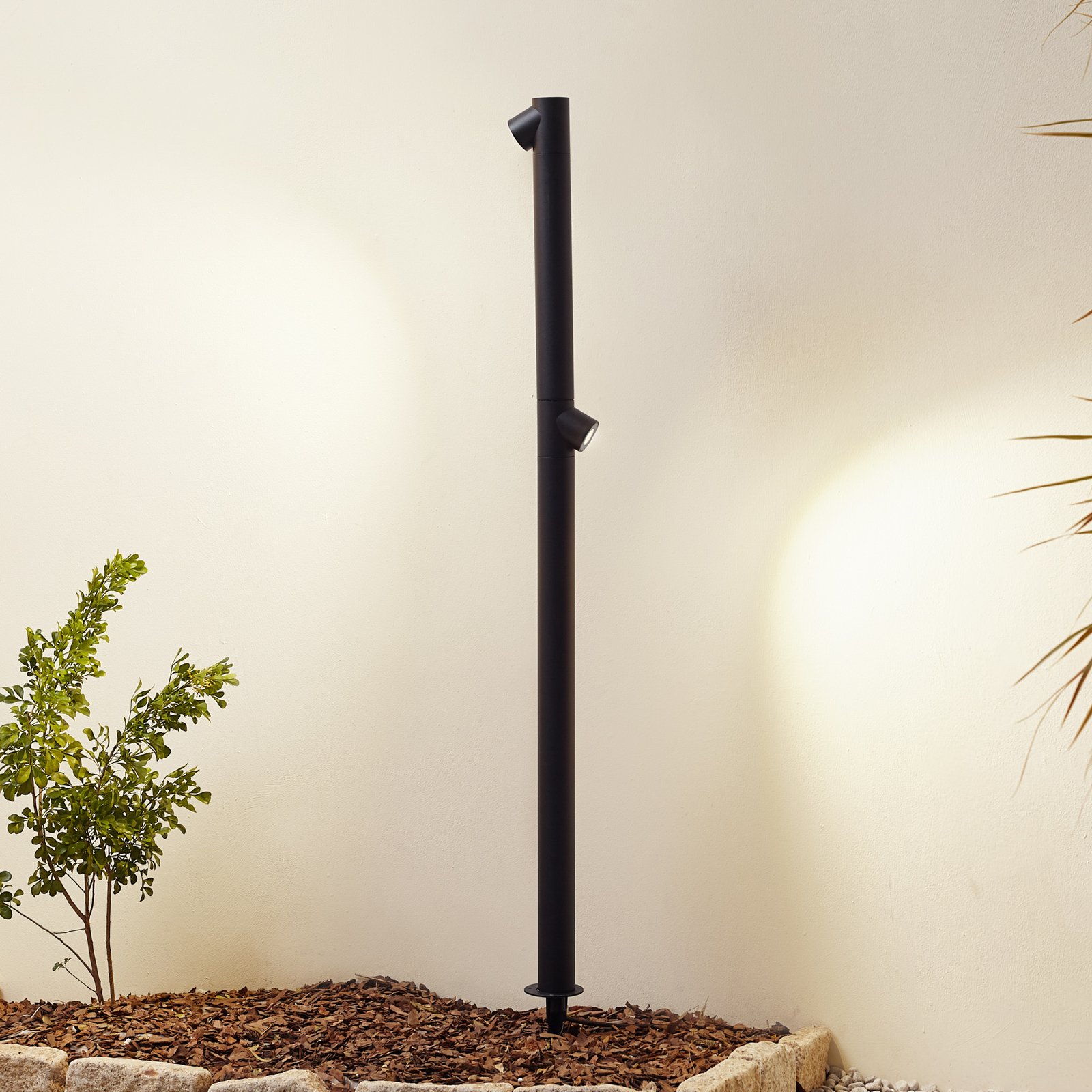 Lindby LED path light Luzian, height 120cm, black, ground spike