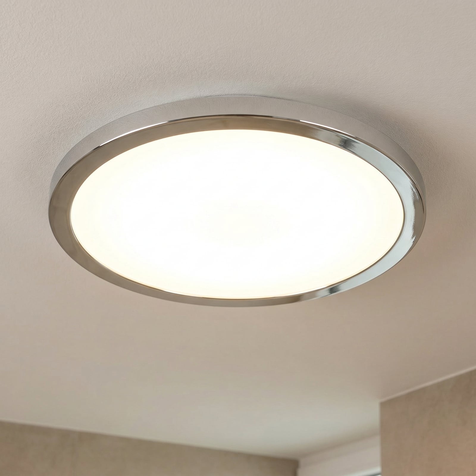 LIGHTME LED-loftslampe Aqua Ø30,2 cm krom