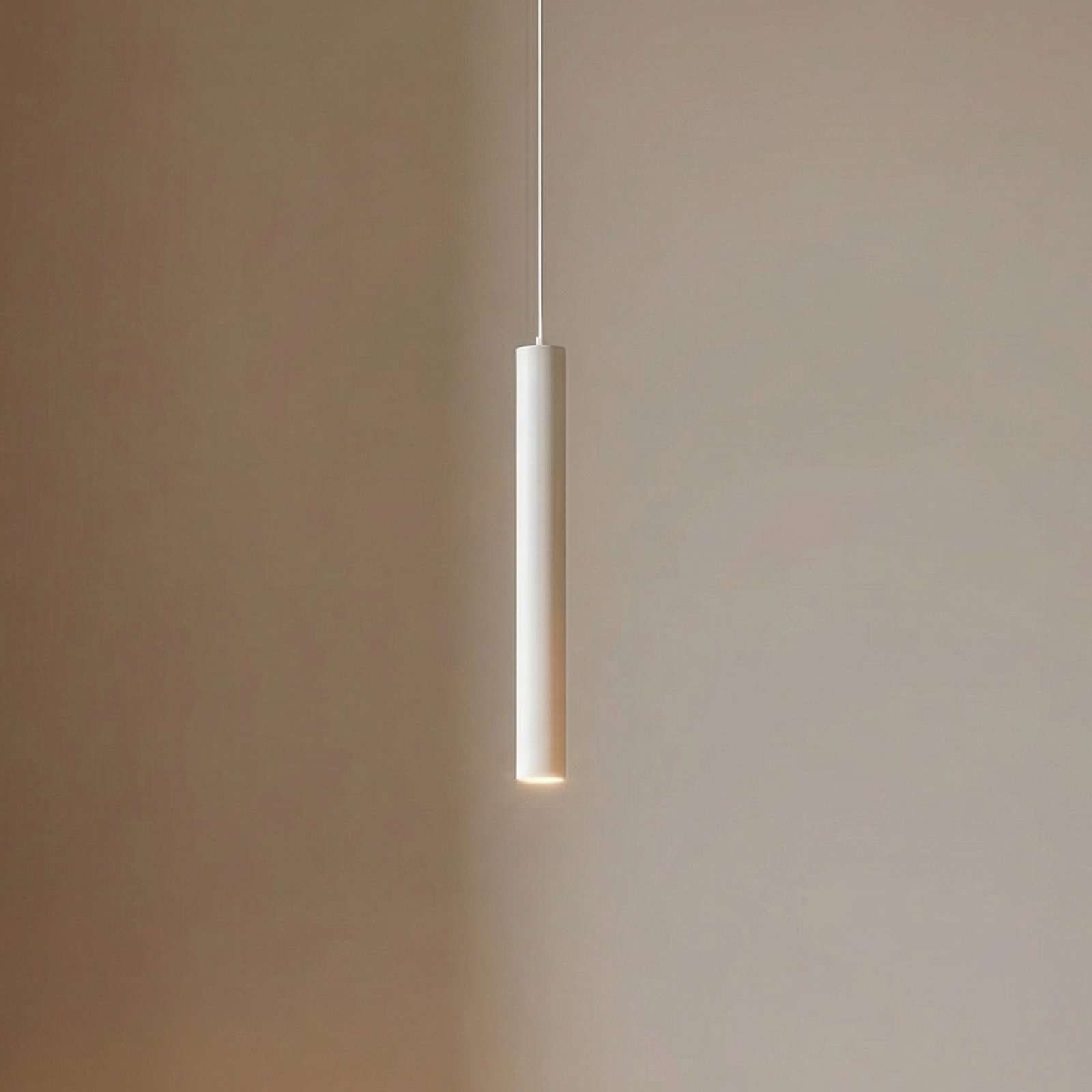 Lindby LED-Pendelleuchte Lumaro, weiß, 27 cm, 48V, dimmbar