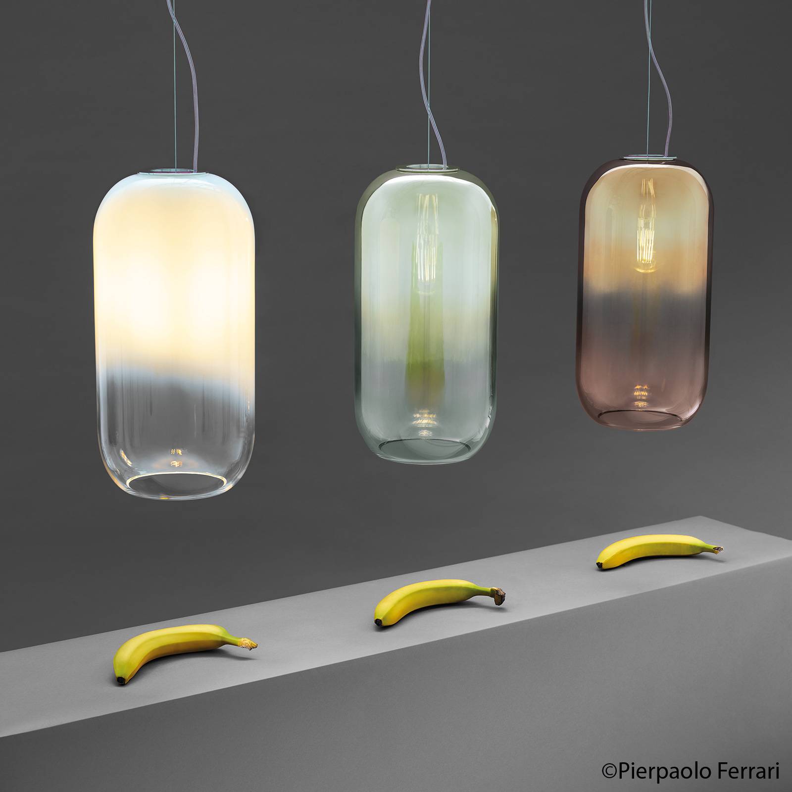 Artemide Gople Mini lampa wisząca biała/srebrna