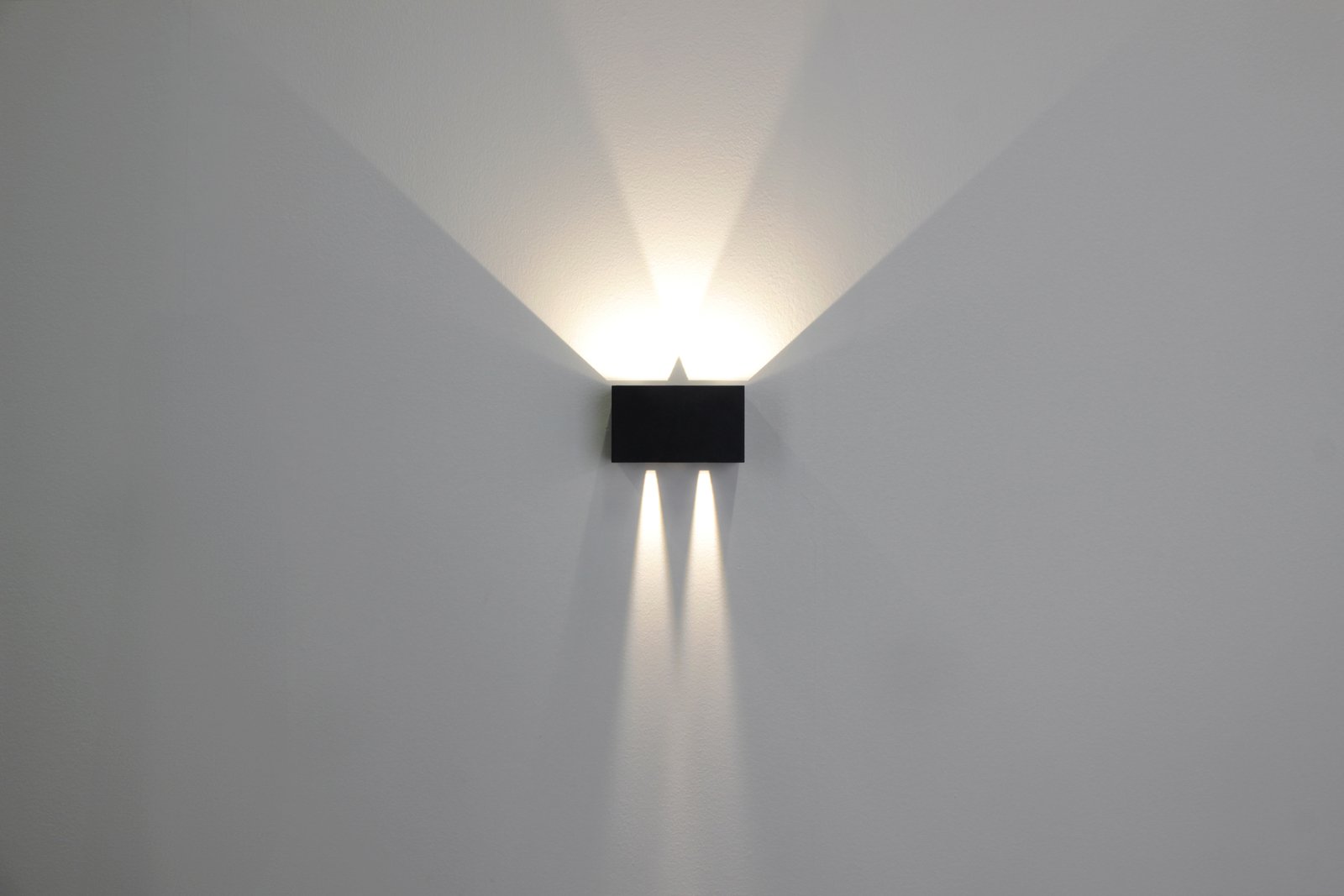 LED-Außenwandleuchte Dakar, anthrazit, Breite 17,3 cm, Alu