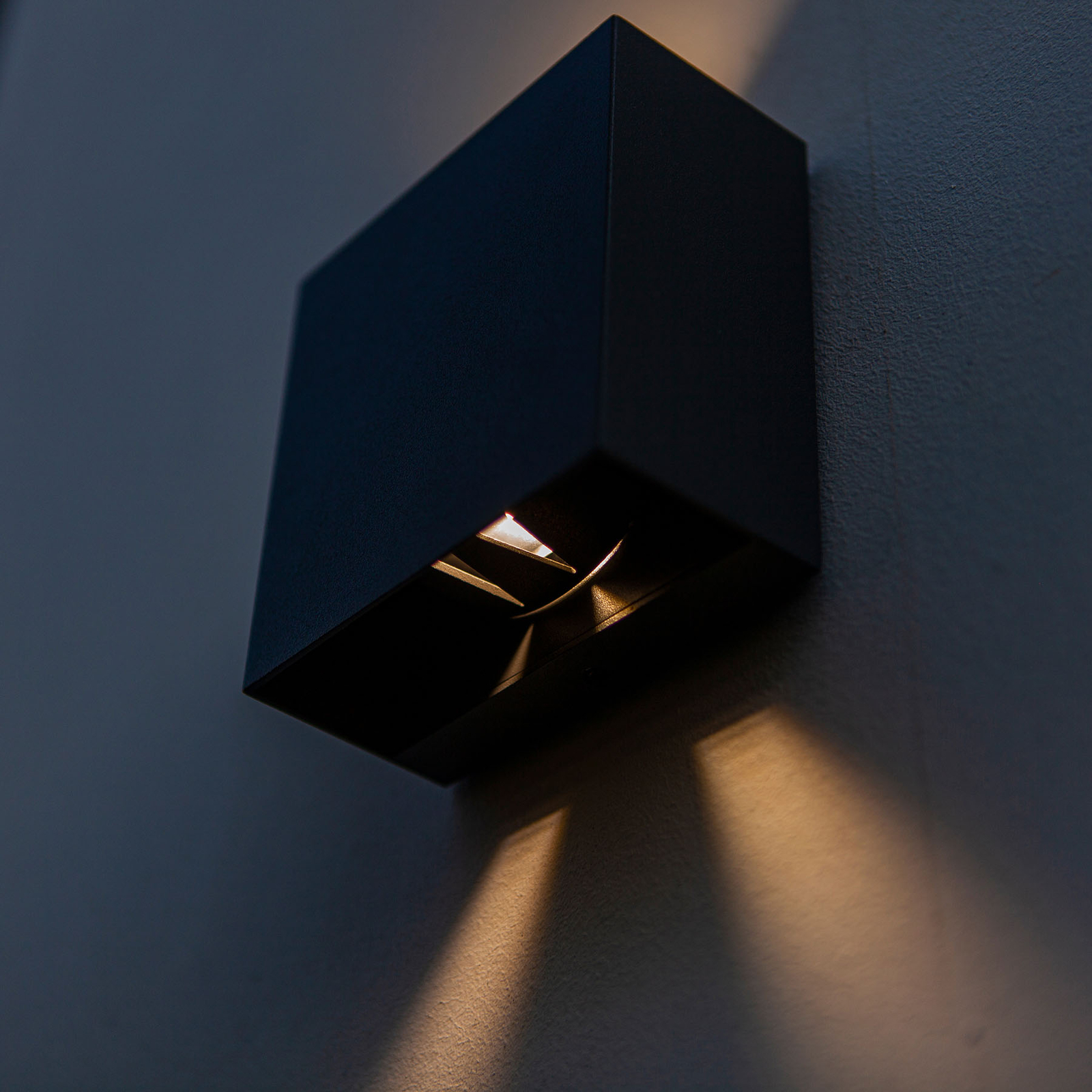 LED kültéri fali lámpa Gemini Beams, matt fekete