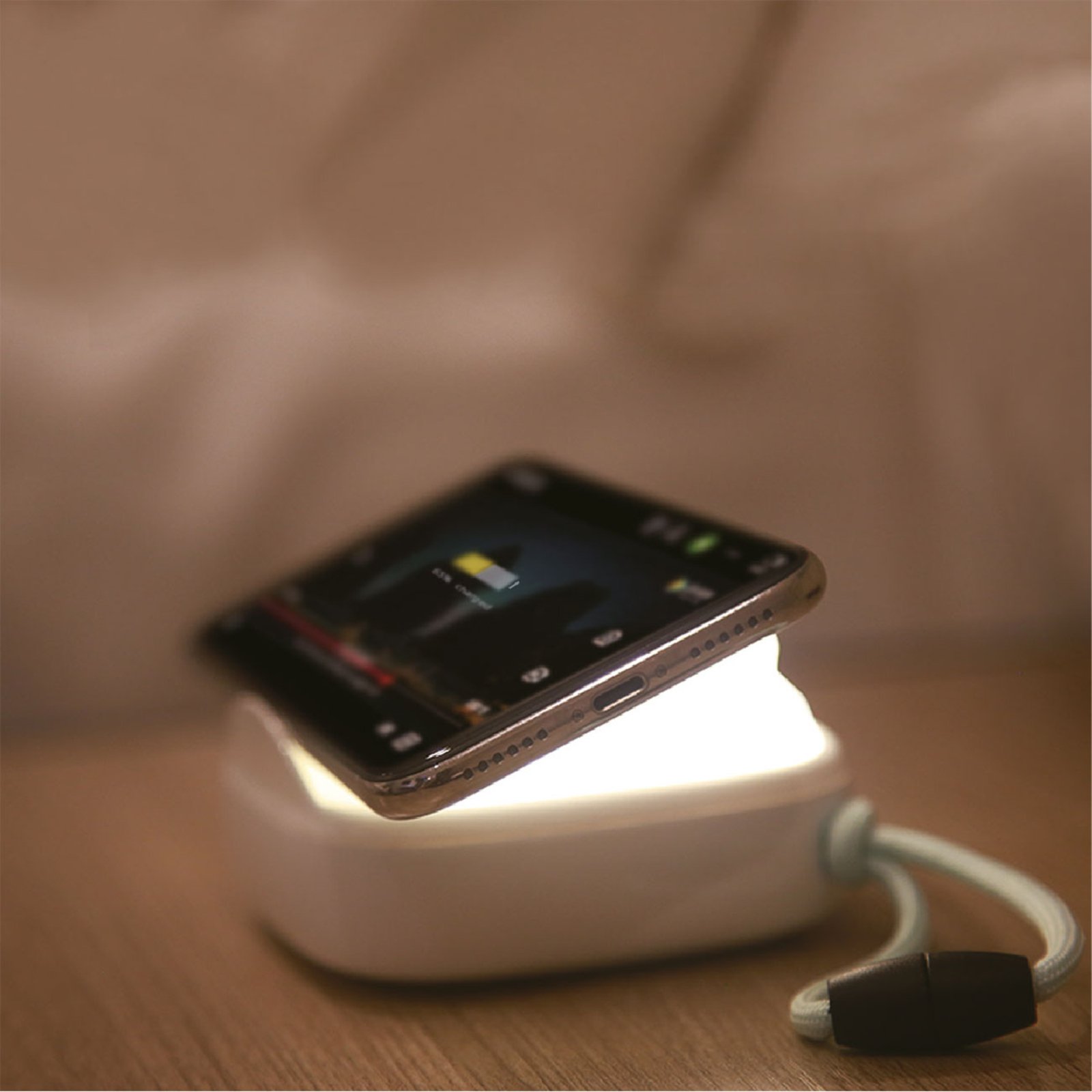 MiPow PopCandle 10000 mobile charger, night light