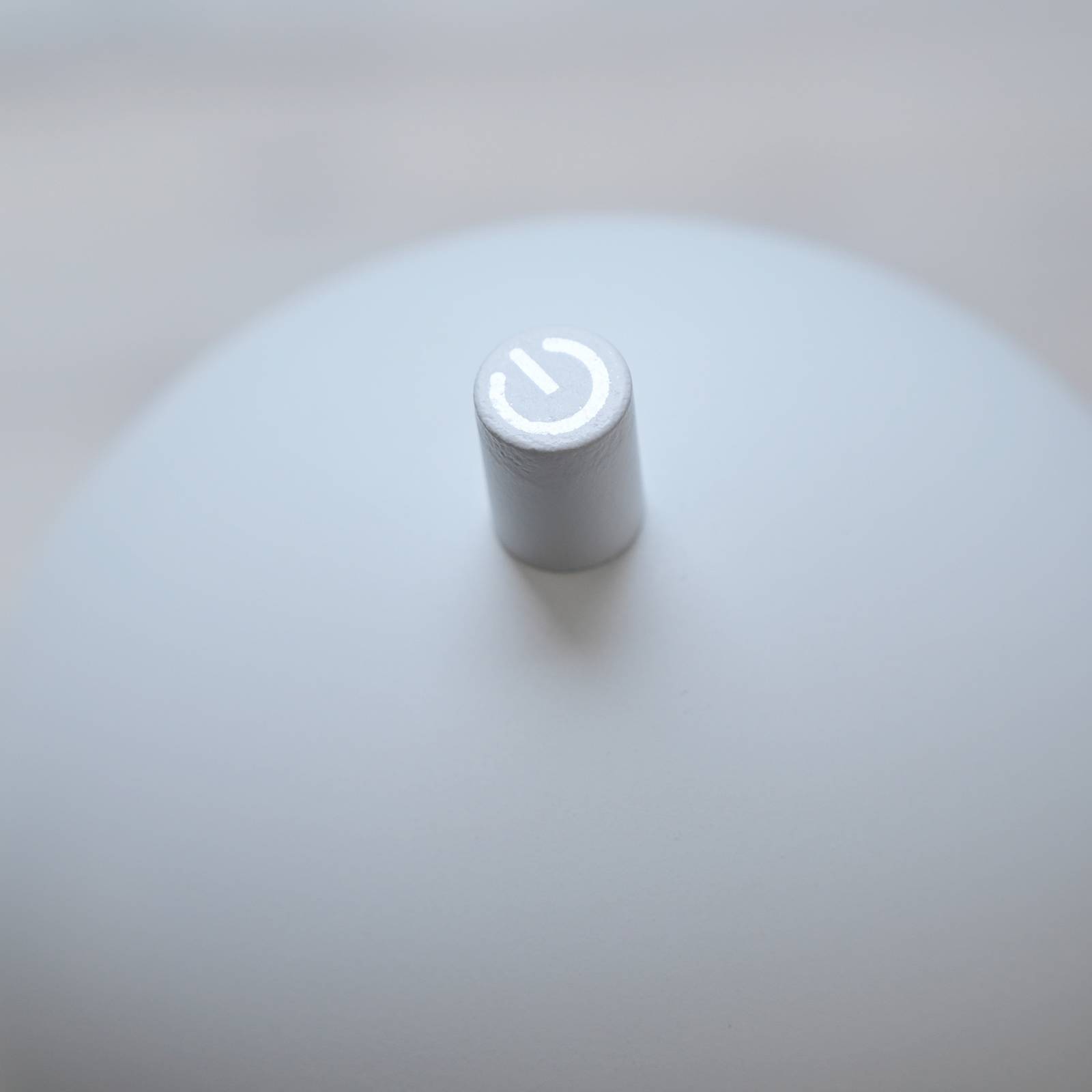 Schöner Wohnen lampa stołowa LED z akumulatorem Bellies, biała, IP54