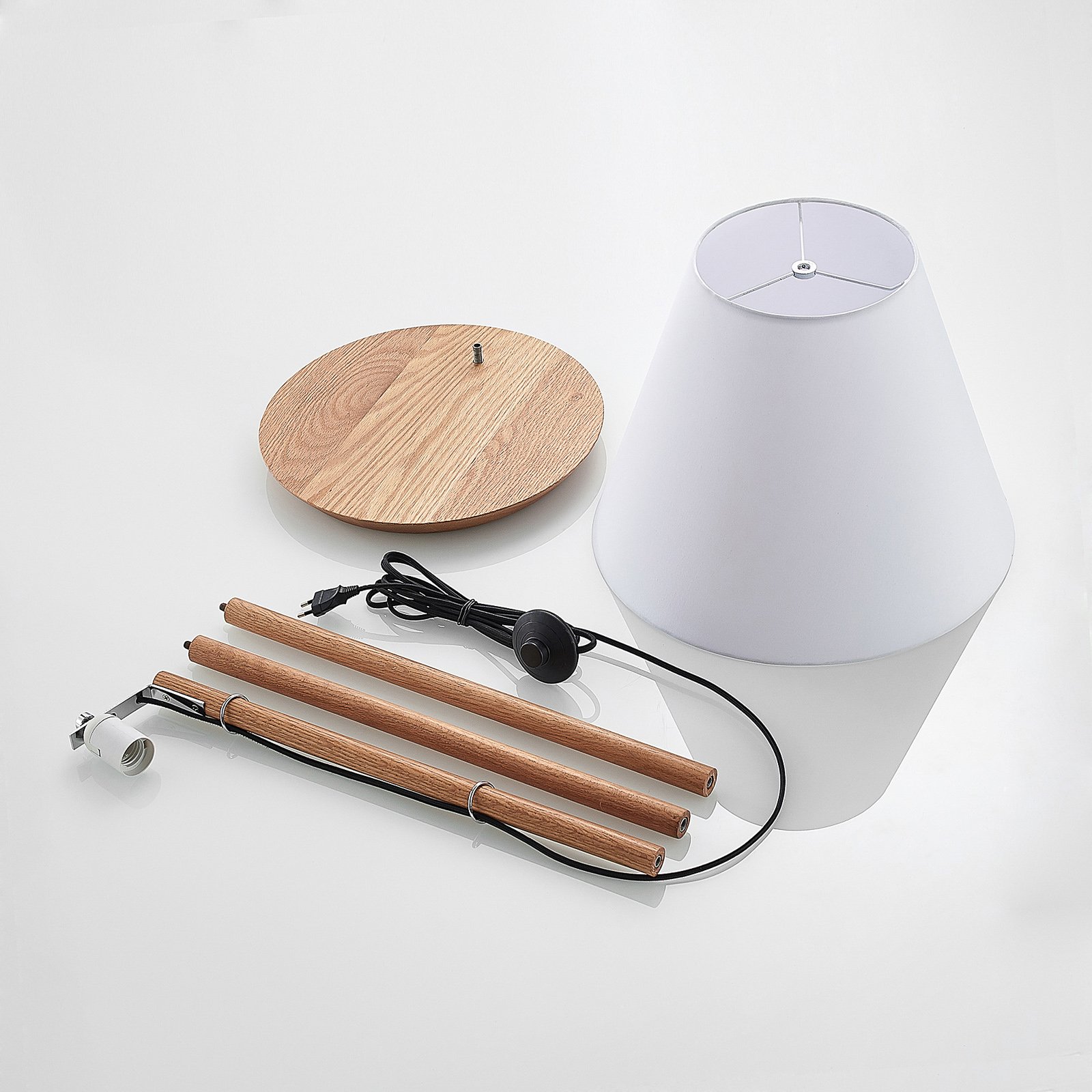 Jinda Floor Lamp White/Wood - Lucande