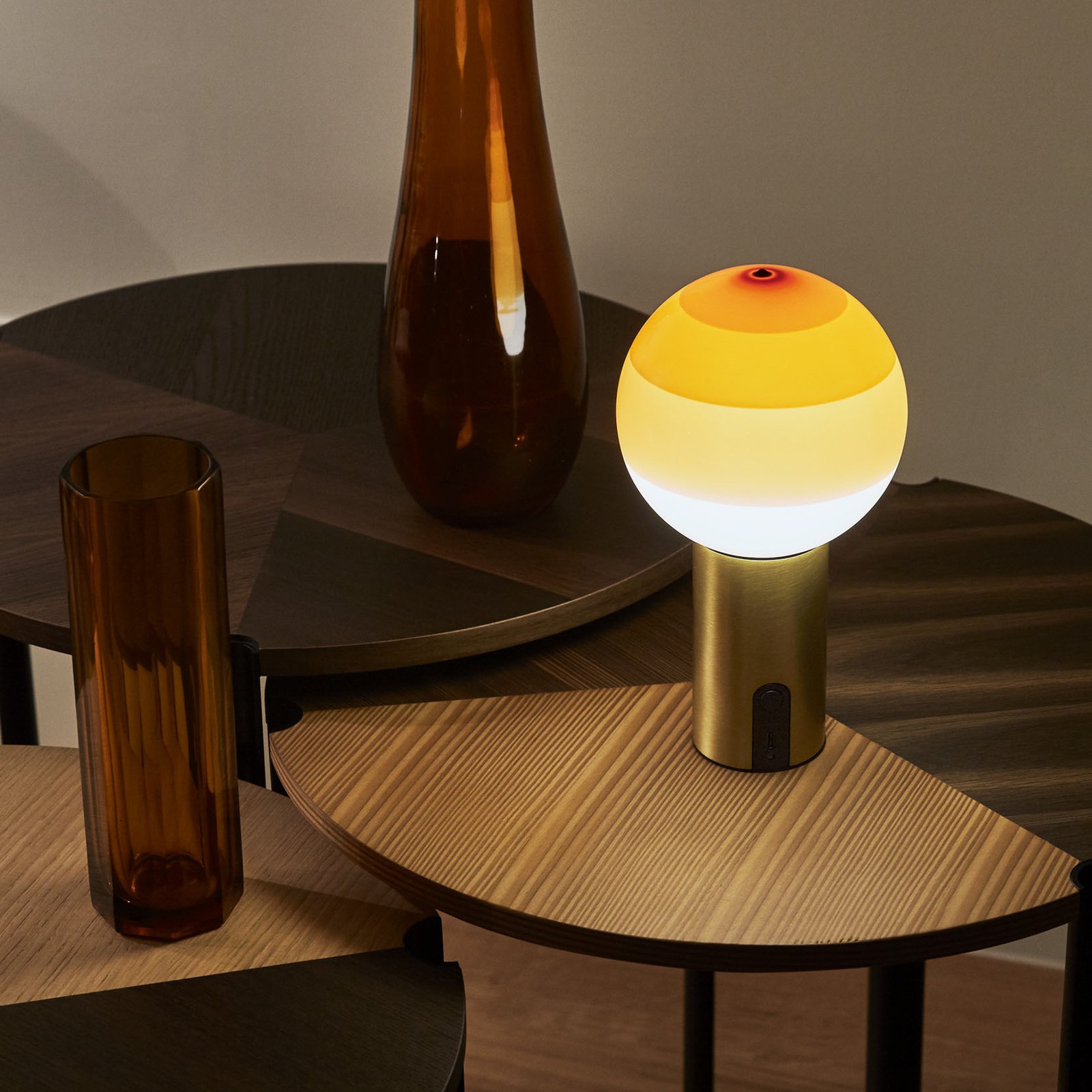 Dipping Light Portable Tischleuchte Amber/Brushed Brass - Marset