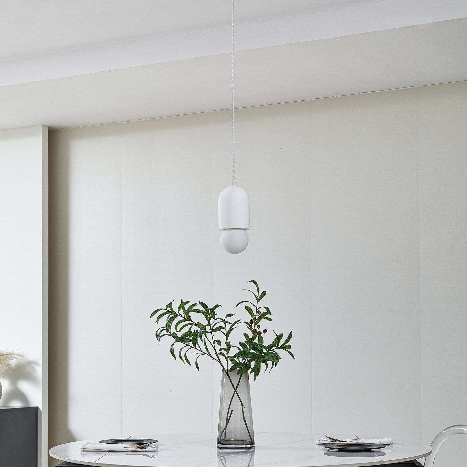 Lindby pendant light Nielson, Ø 11 cm, white, plaster