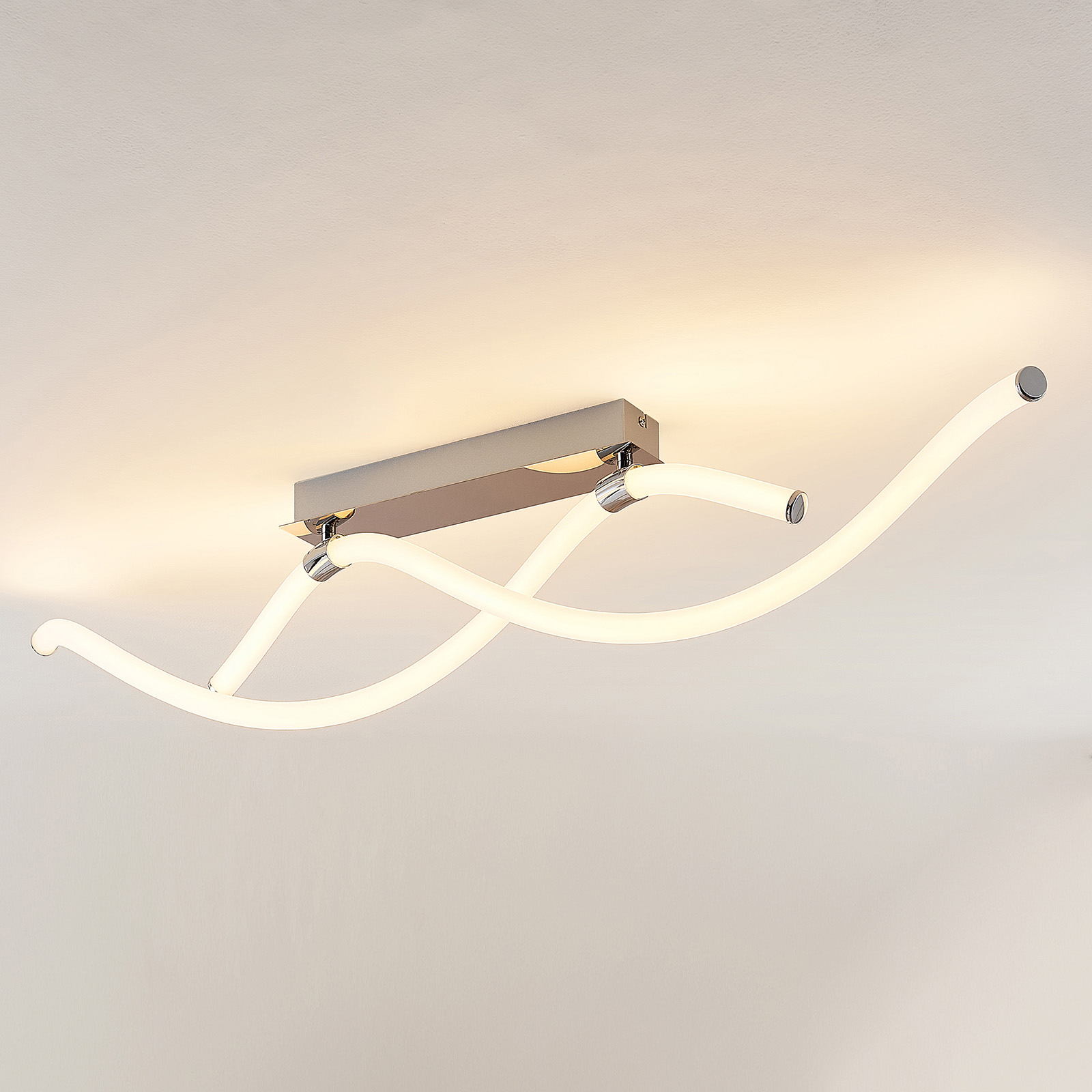 Lucande Wewa LED ceiling light, 3-level dimmable | Lights.co.uk
