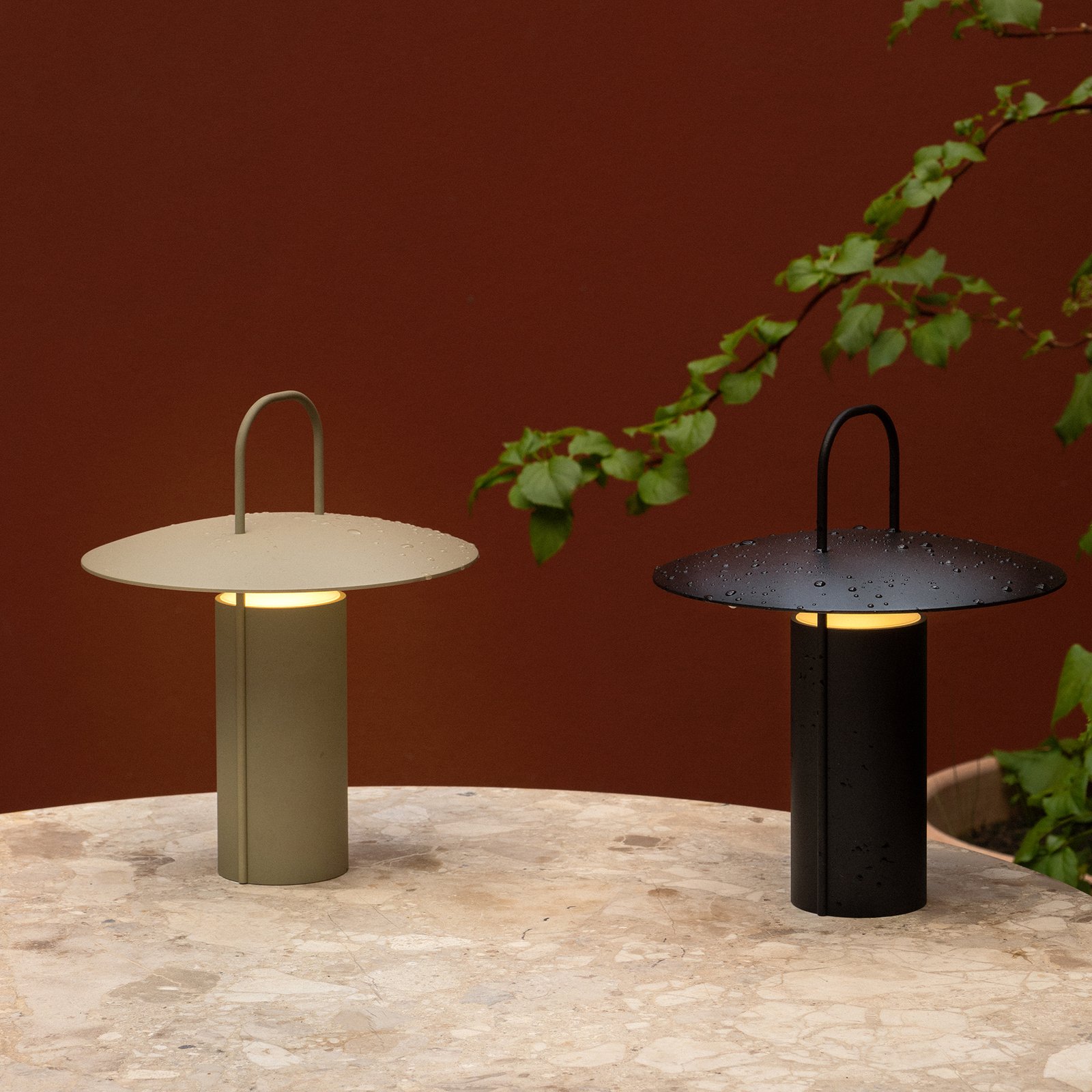 Ray Portable Tischleuchte Dusty Green - Audo Copenhagen
