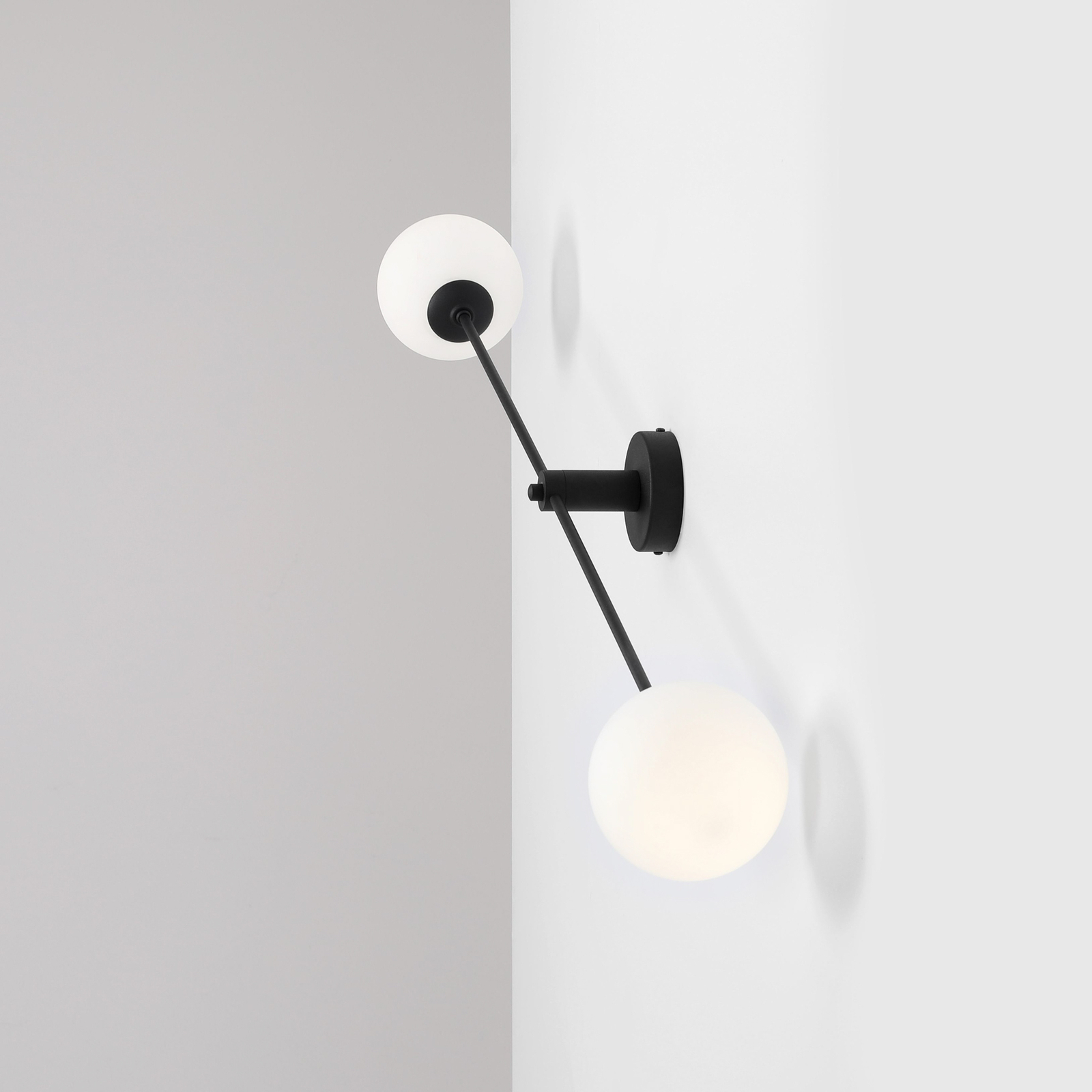 Ohio wall light, two-bulb, movable