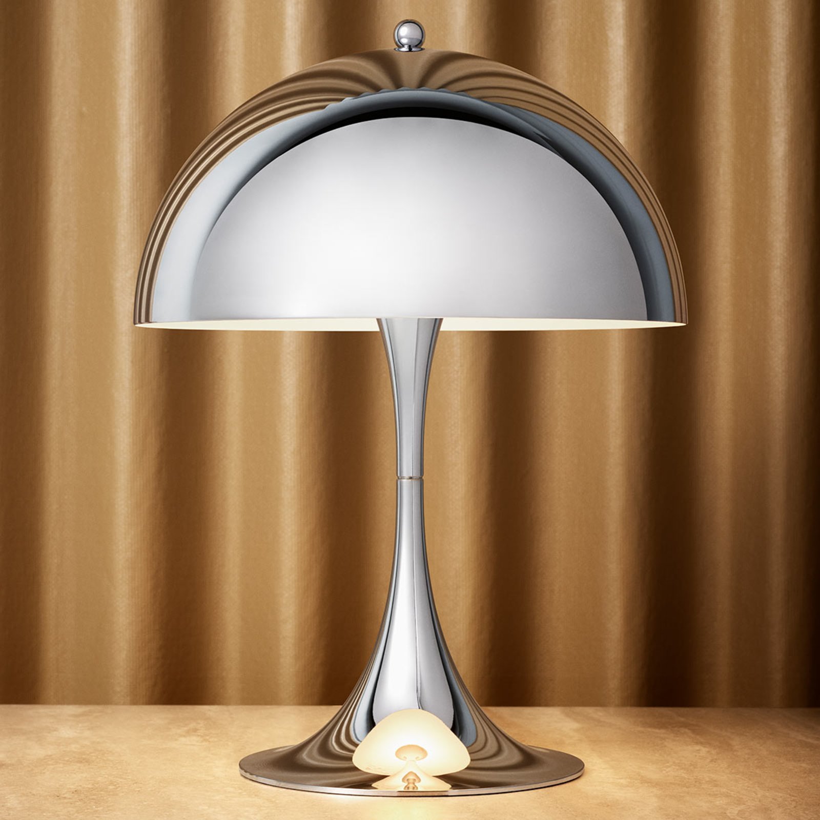 Louis Poulsen Panthella Mini lámpara de mesa cromo