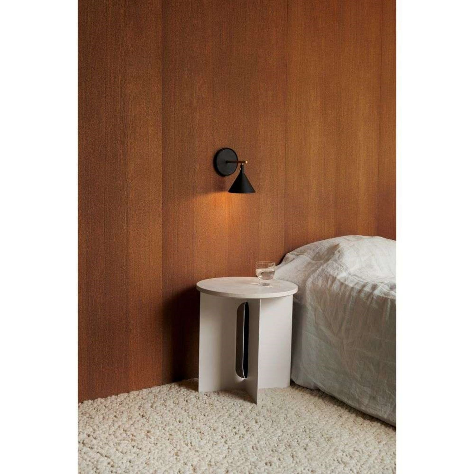 Cast Sconce Wall Lamp Dim. Black - Audo Copenhagen