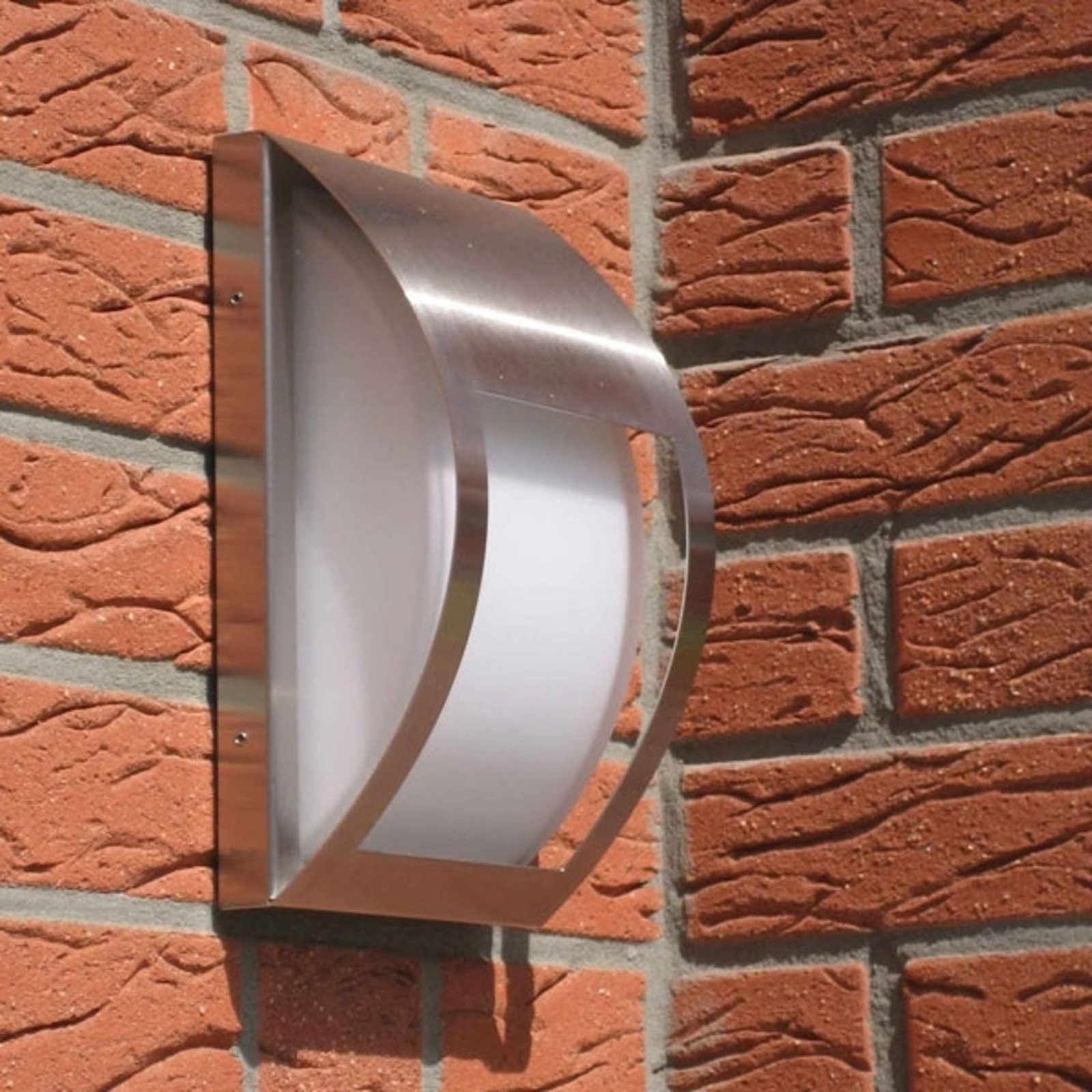 Attractive outdoor wall light 436