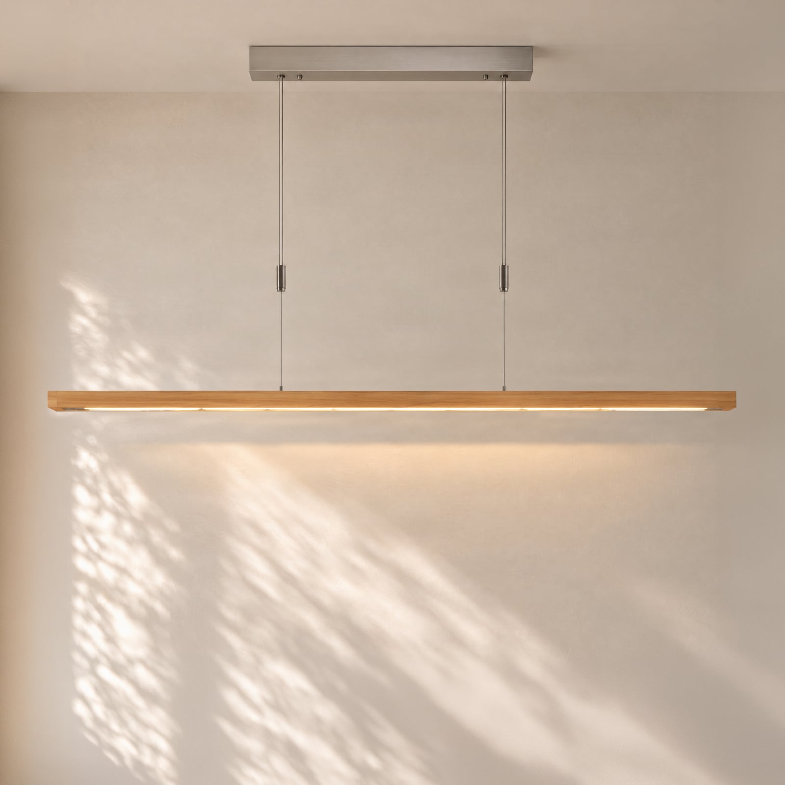LED-Pendellampe Nora, Eiche natur, Länge 158 cm - Quitani LED-Pendellampe Nora, Eiche natur, Länge 158 cm - Quitani