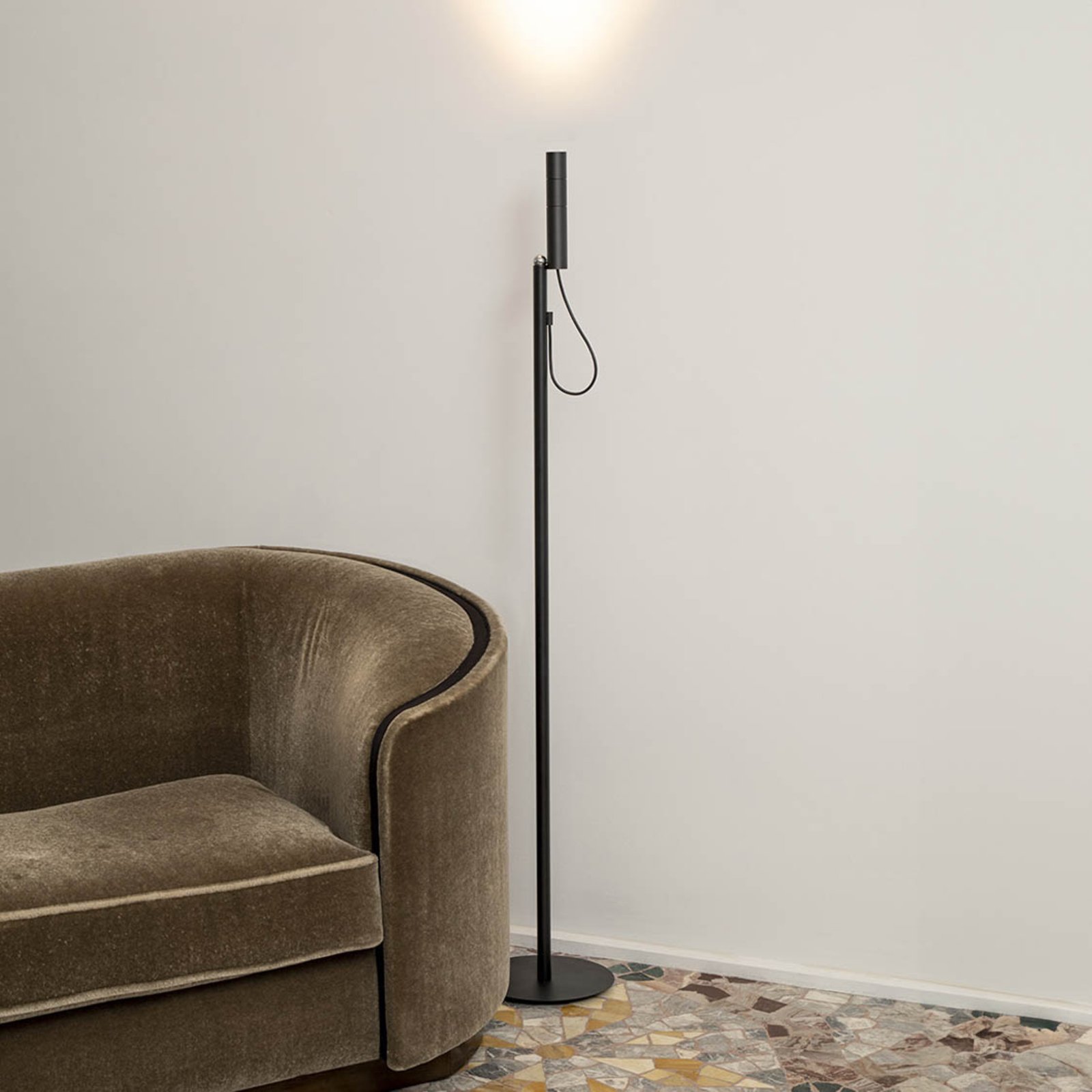 Type LED-Stehlampe, schwarz, 2700 K, dimmbar - Nemo