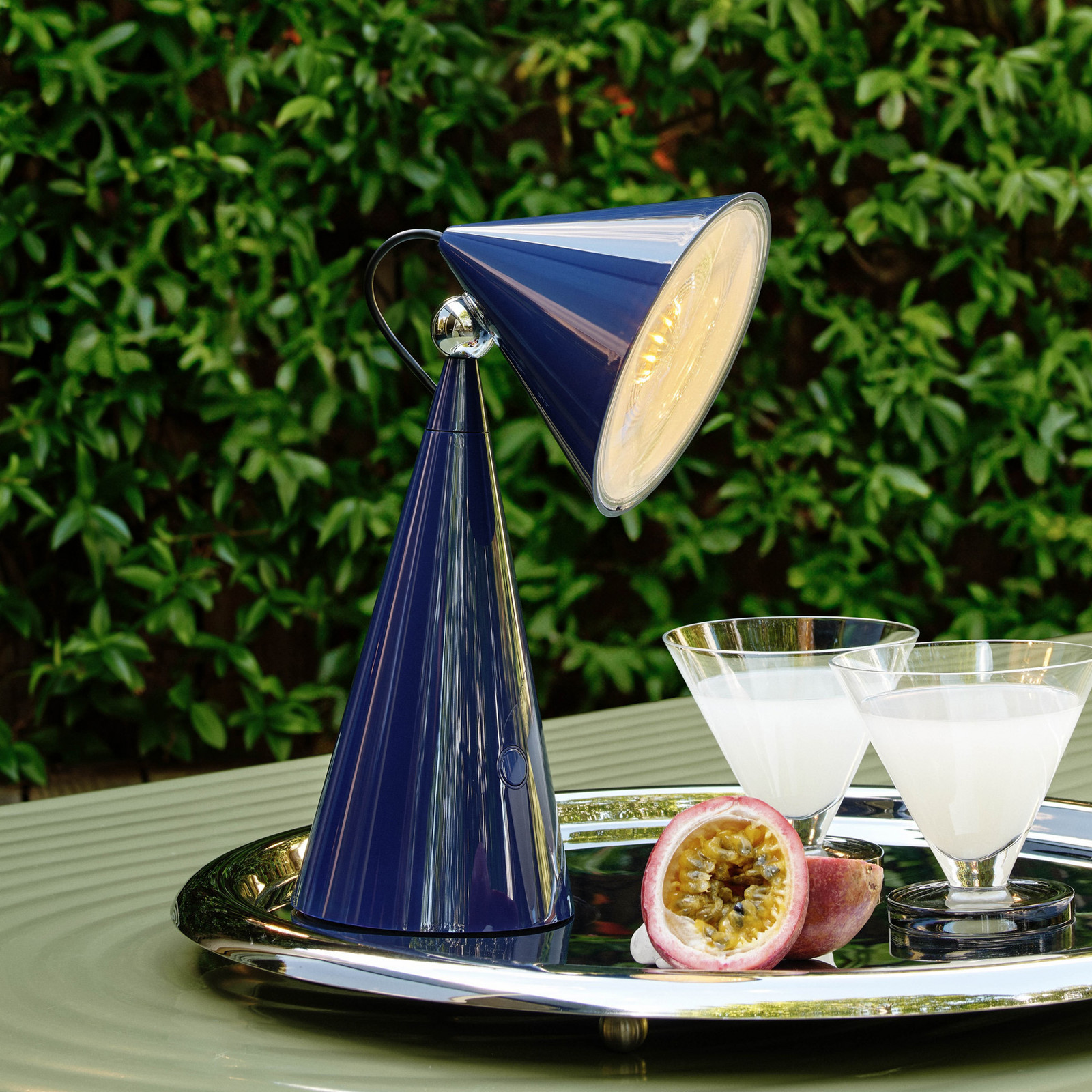 Lampa de masă cu baterie LED Tom Dixon Pose indigo înălțime 25 cm - Camera de zi / sufragerie - Design - Plastic