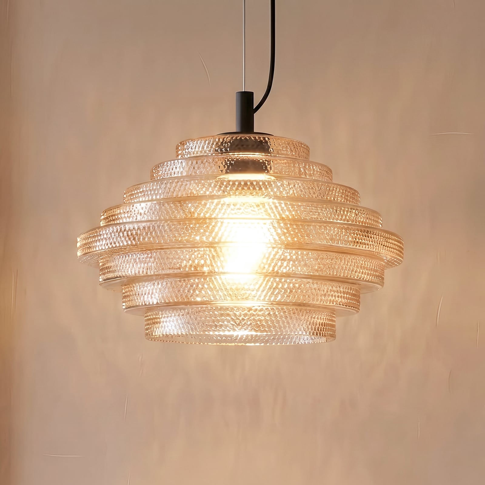 Lindby závěsné světlo Orliana, Ø 35 cm, jantarová, sklo