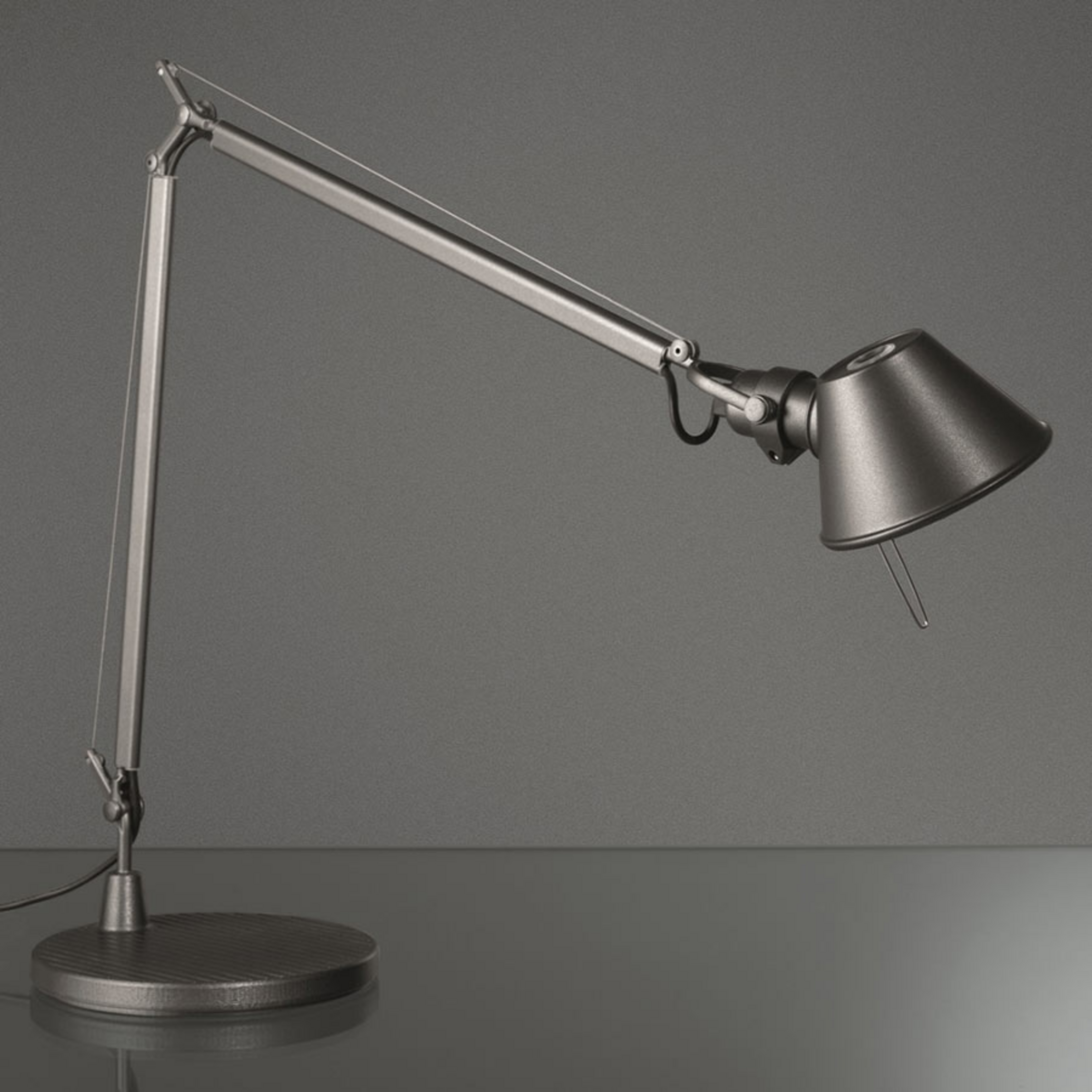 Artemide LED-Tischleuchte Tolomeo Midi, grau