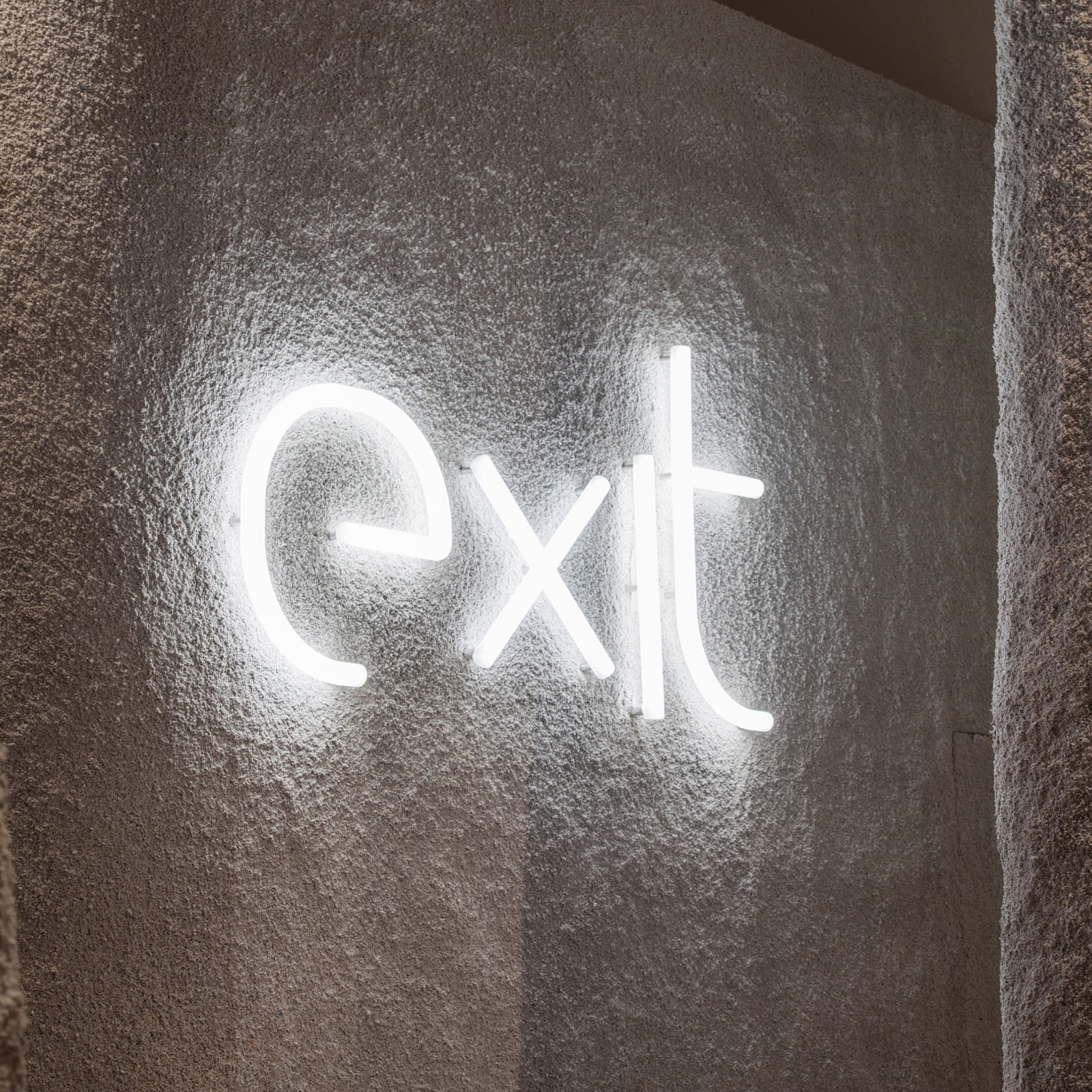 Artemide Alphabet of Light muur kleine letter x