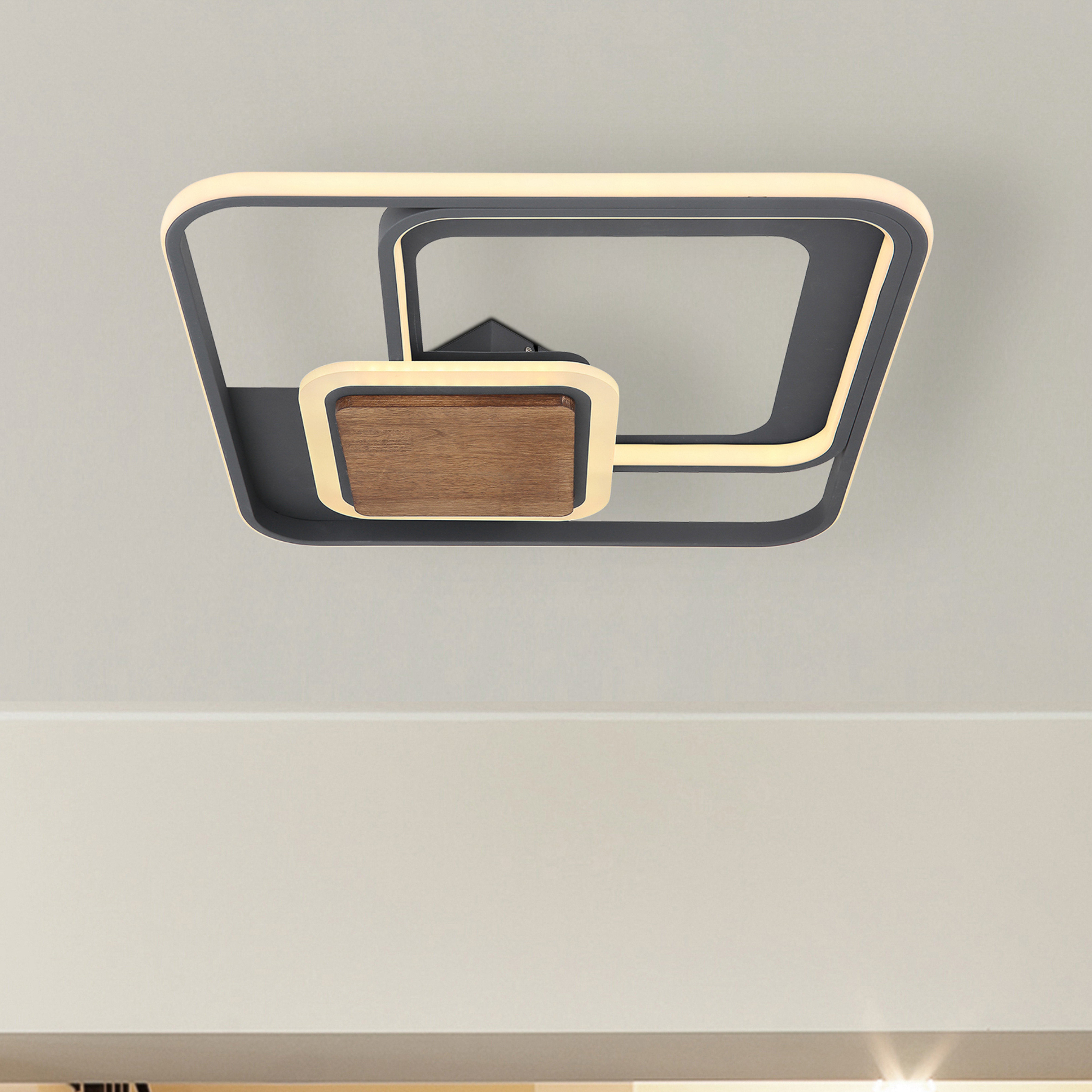 Plafoniera LED Nirra con legno, 3 luci angolare