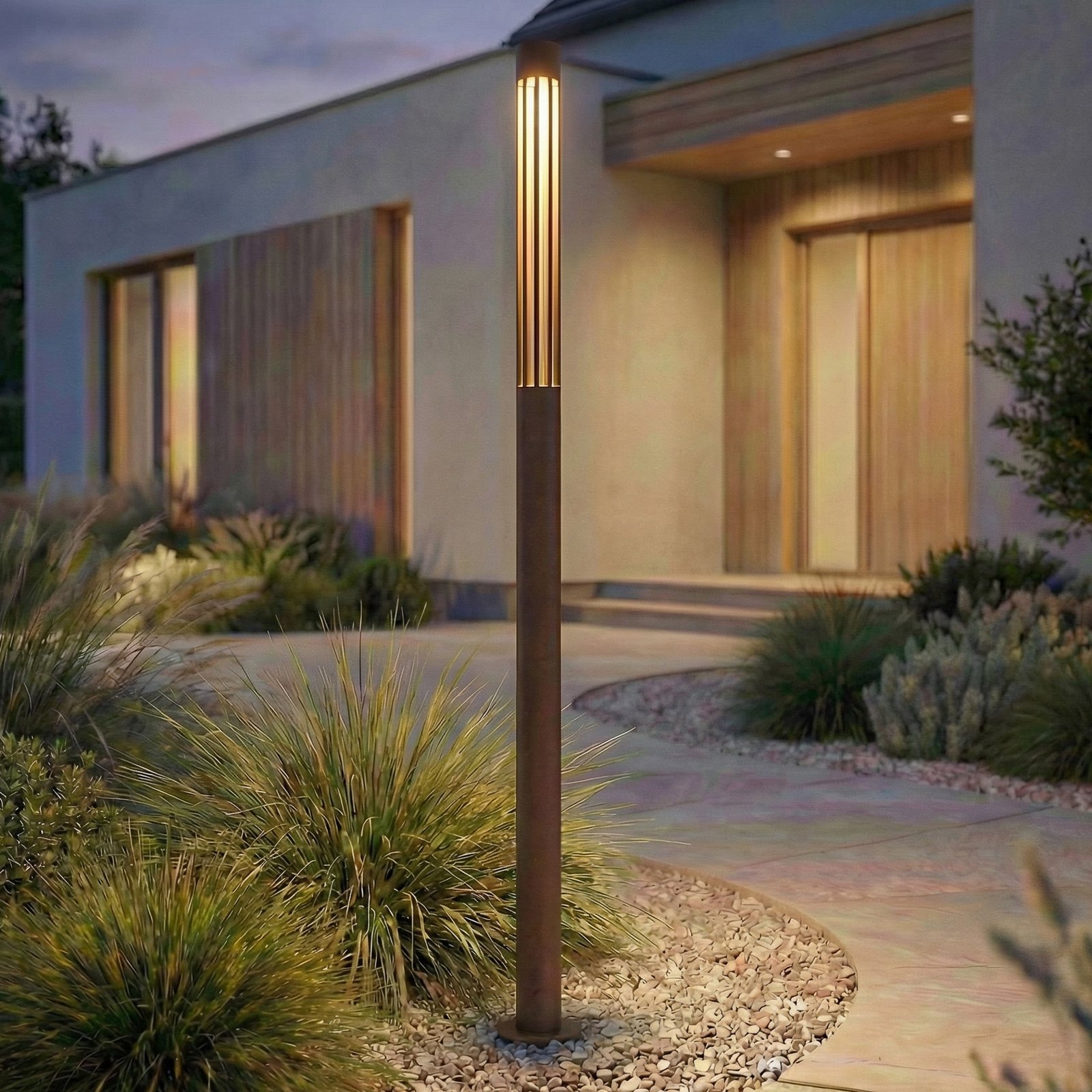 Lindby LED φωτιστικό διαδρόμου Fjorya, ύψος 90 cm, καφέ, IP65