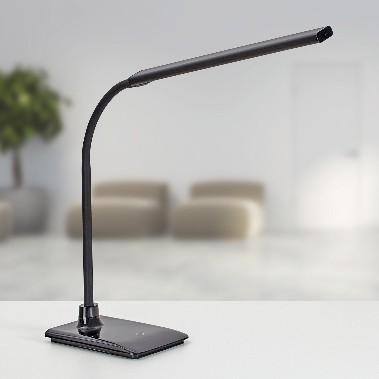 LED stolní lampa MAULpirro, stmívatelná, černá