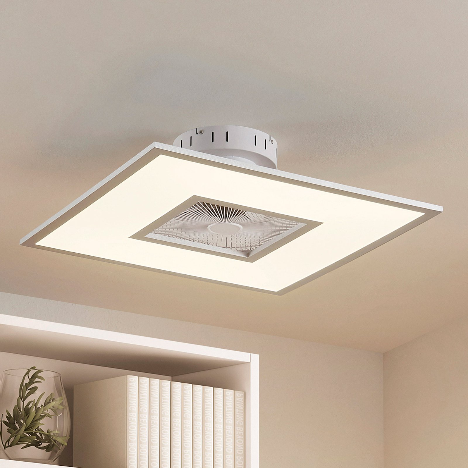 Starluna Romea LED ceiling fan, CCT, angular
