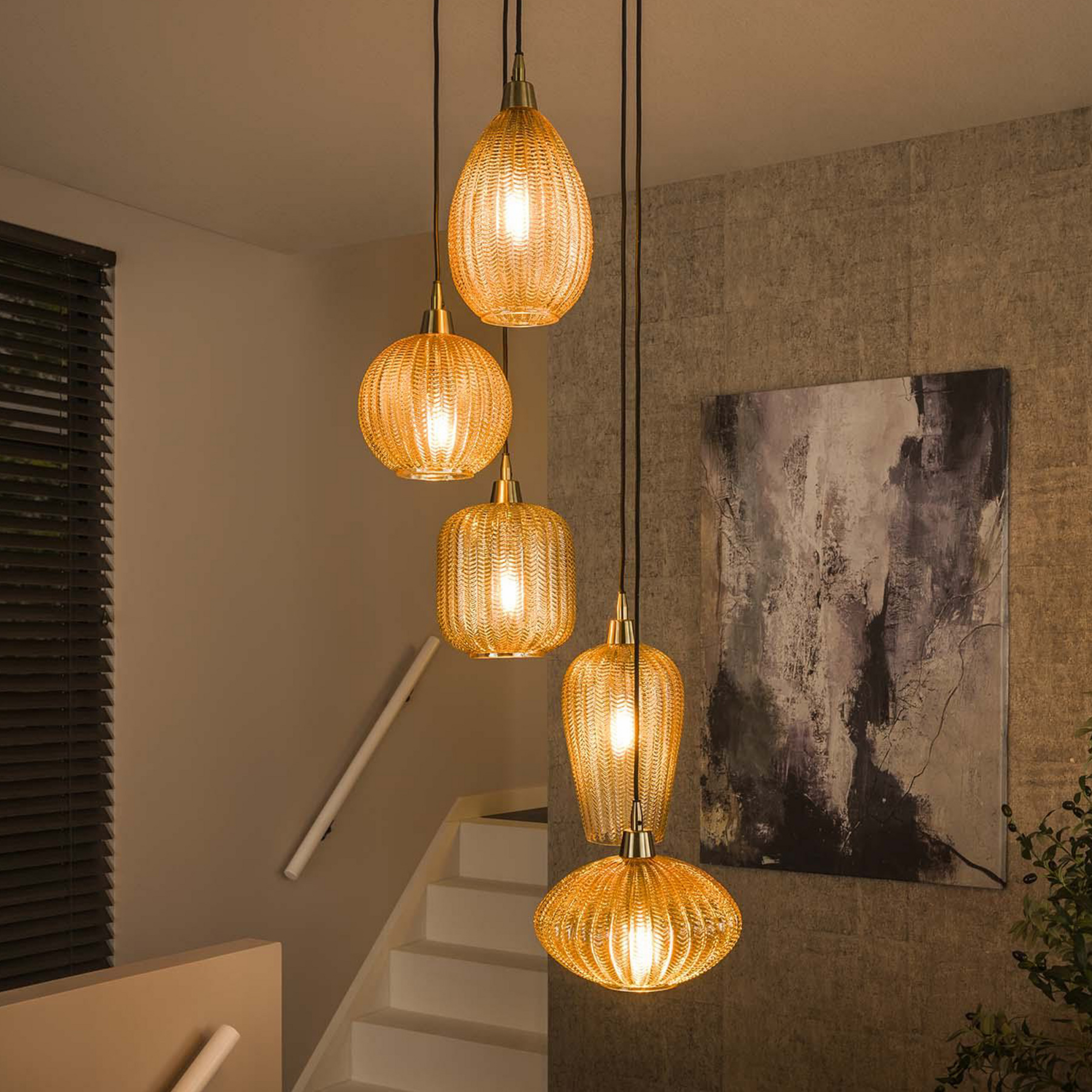 Lampada a sospensione a forma di V, ambra, Ø 40 cm, vetro, a 5 luci