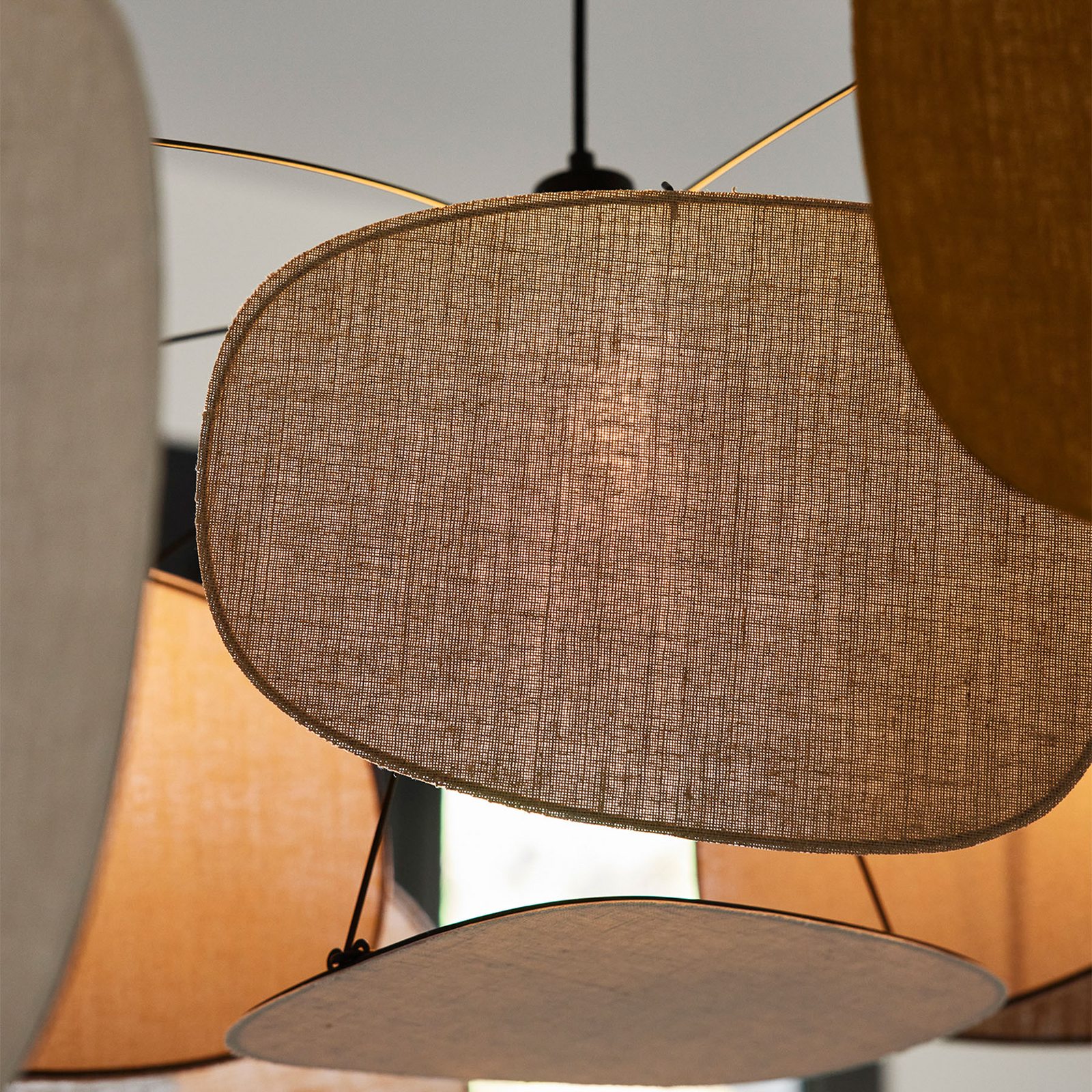 Hängelampe Screen 70's, Ø 110 cm, Leinen, bunt - MARKET SET Hängelampe Screen 70's, Ø 110 cm, Leinen, bunt - MARKET SET