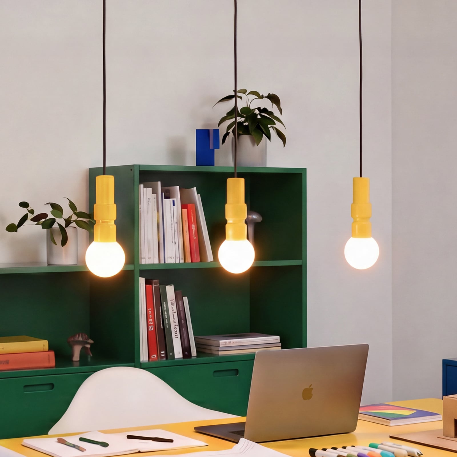 Lampă suspendată OSRAM Decor Bolty, galbenă, lungime 66 cm, cu 3 becuri Lampă suspendată OSRAM Decor Bolty, galbenă, lungime 66 cm, cu 3 becuri