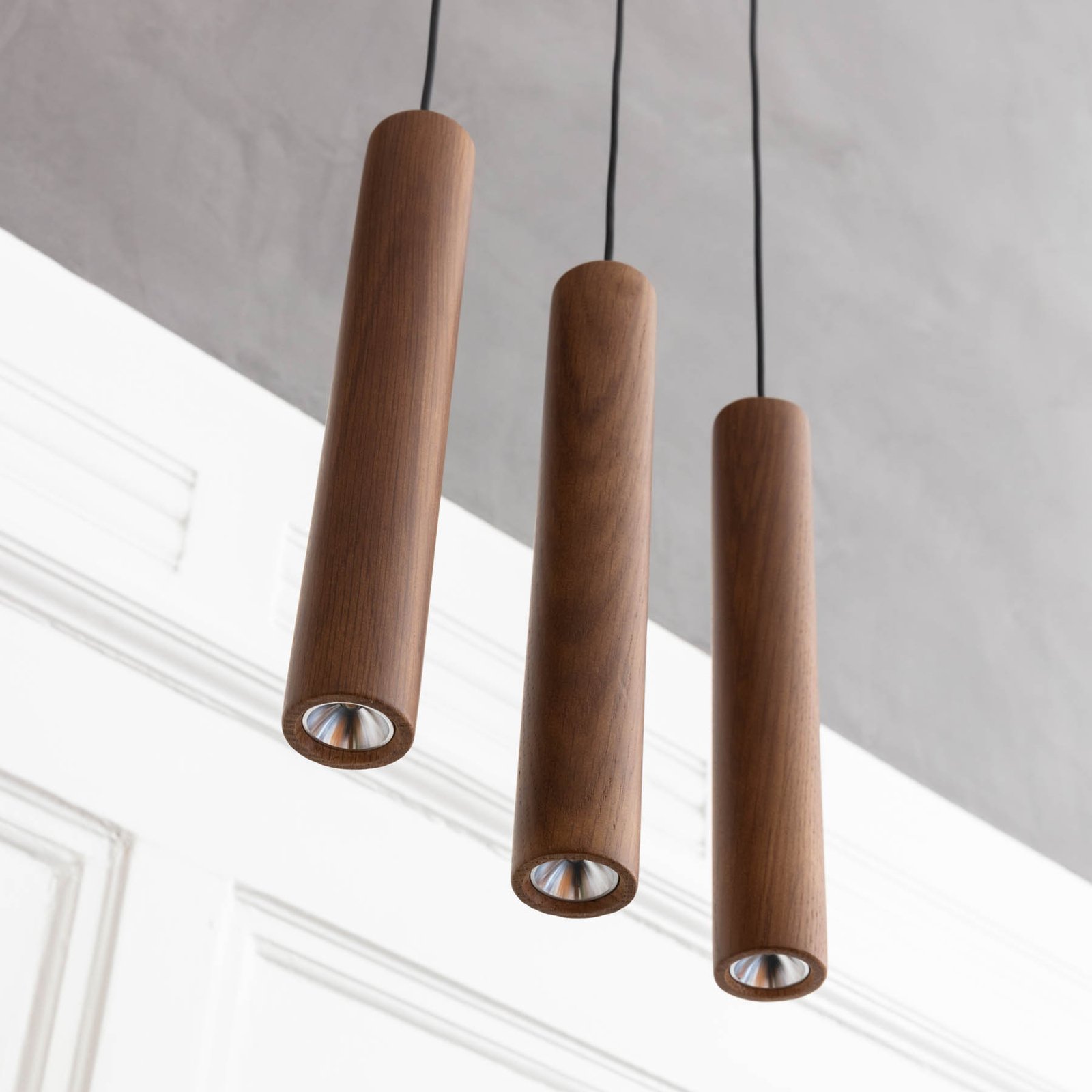 Chimes Tall Dark Oak - UMAGE