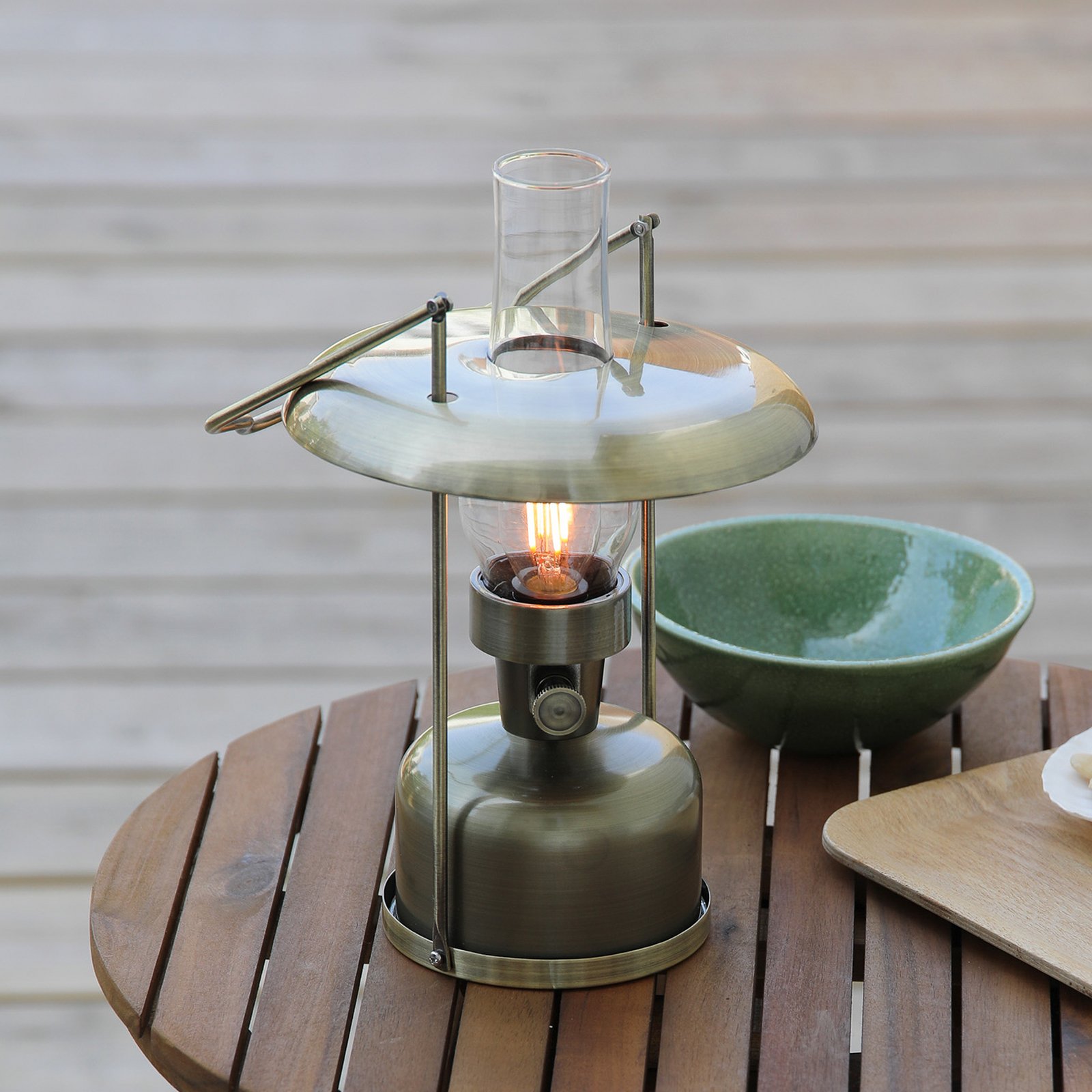 Markslöjd LED-batteridriven bordslampa Fanos, mässing, dimbar, IP44