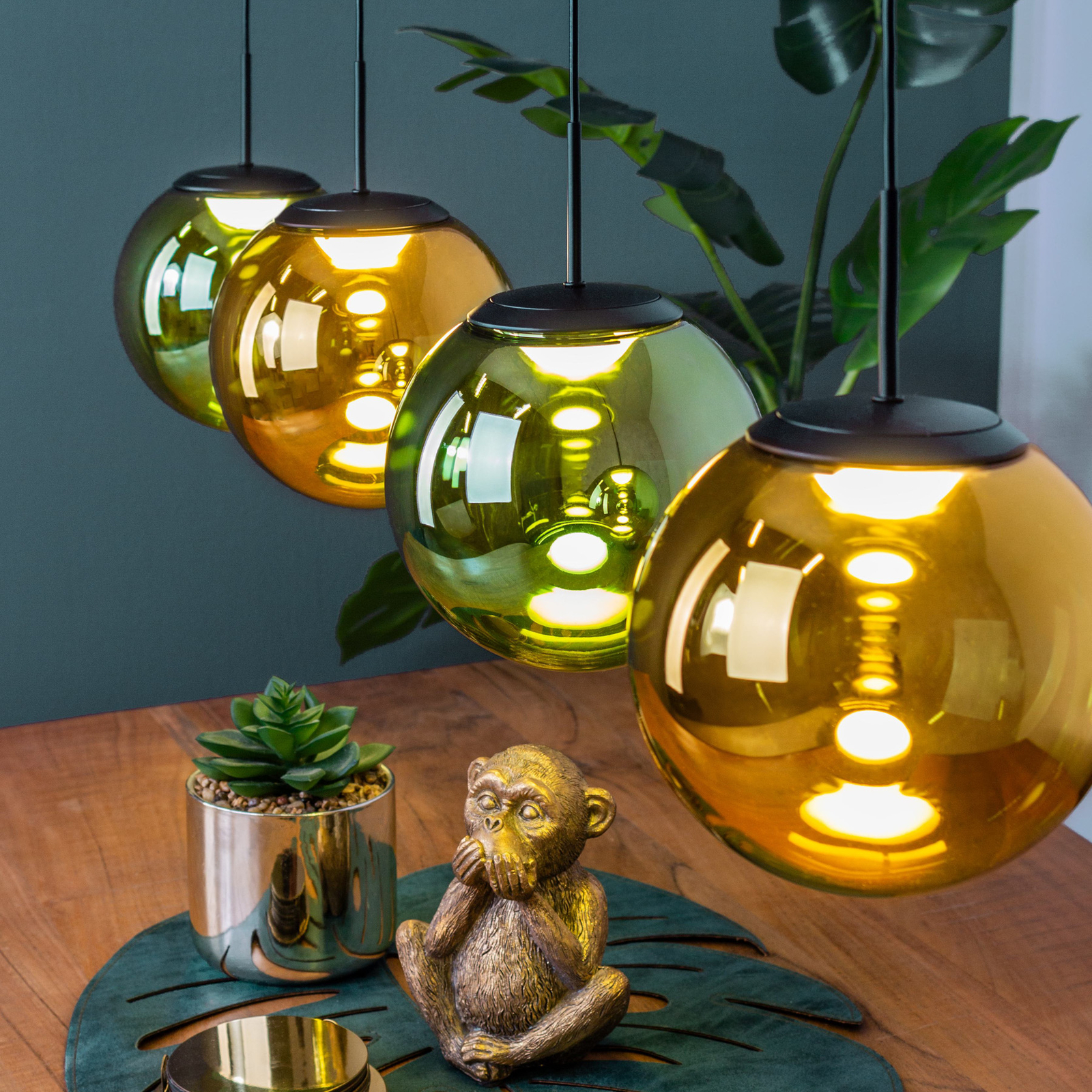 LED hanging light Altaïr gold/green 4-bulb glass 3,000 K