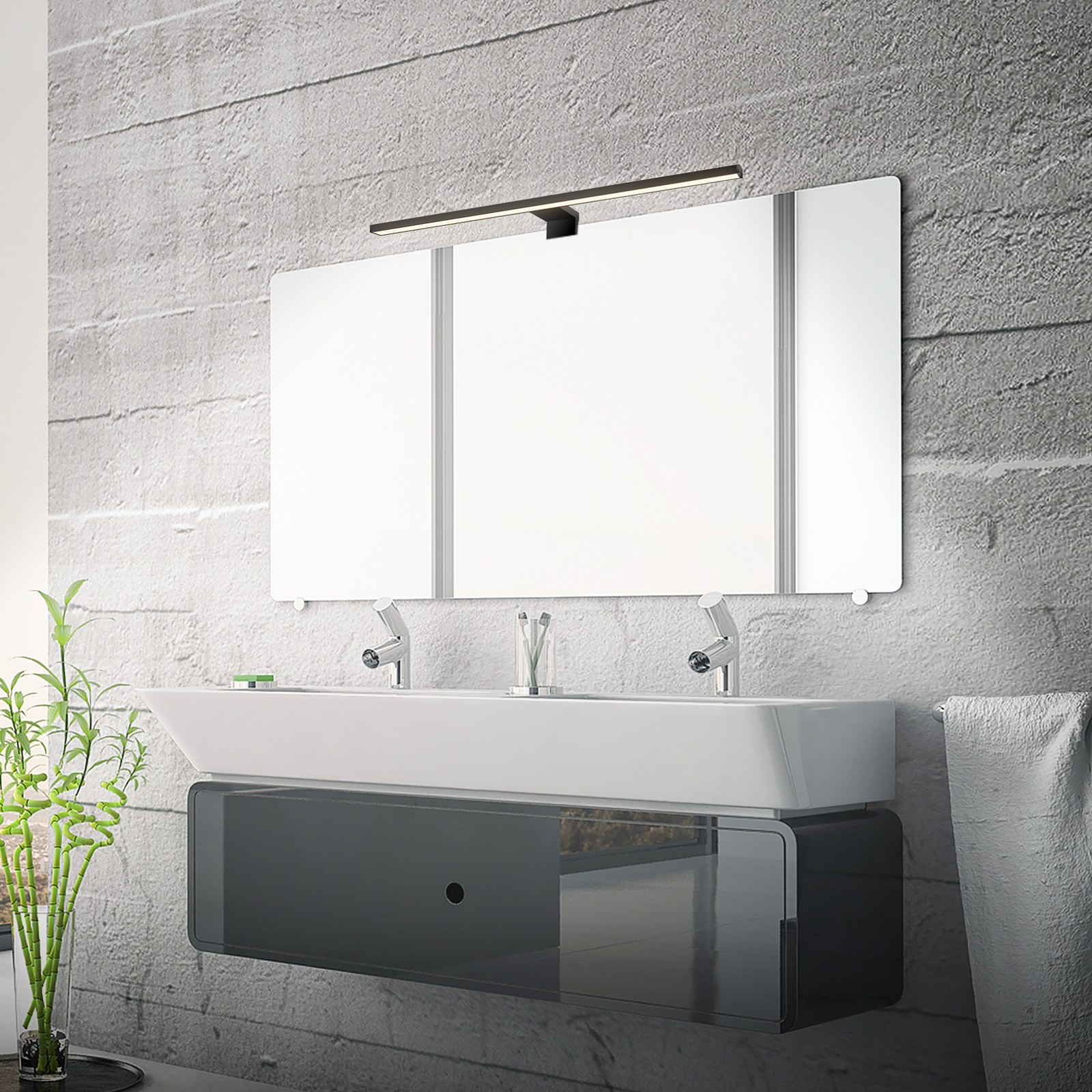 LED spoguļlampa Dun 2 in 1, melna matēta, IP44, garums 50 cm