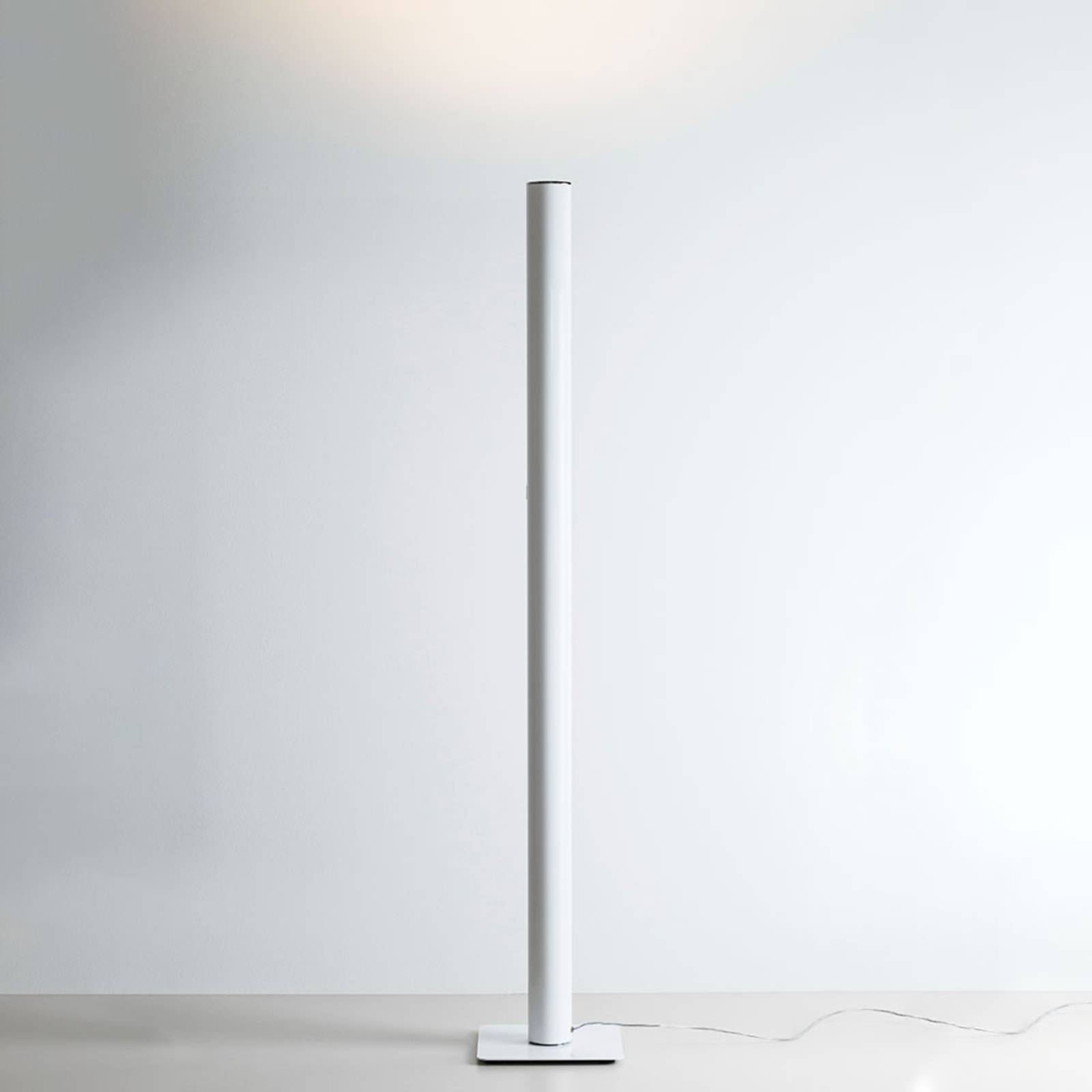 Artemide Ilio – lampadaire LED blanc 3 000 K