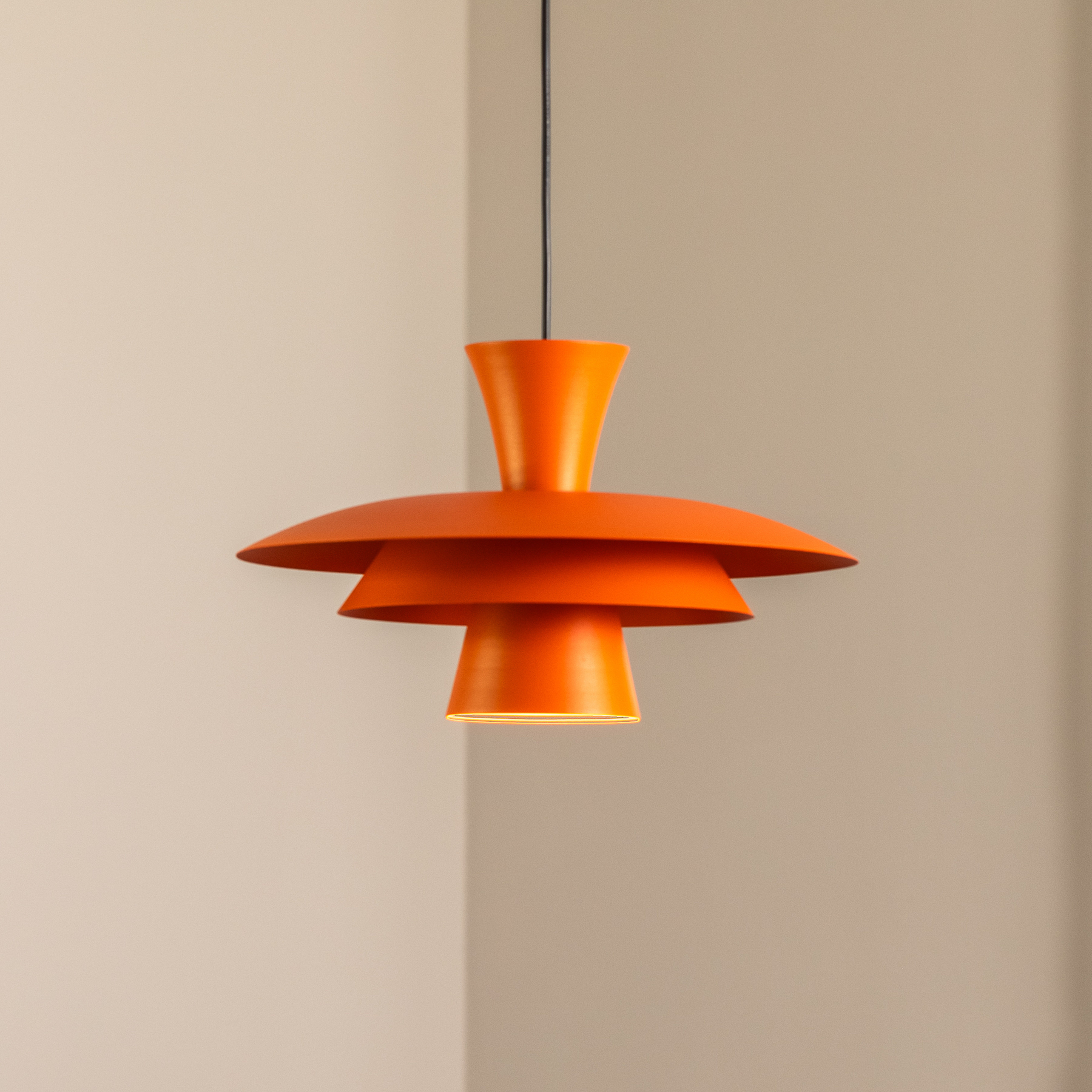 Hängeleuchte Plato, orange, Metall, Ø 38 cm, E27