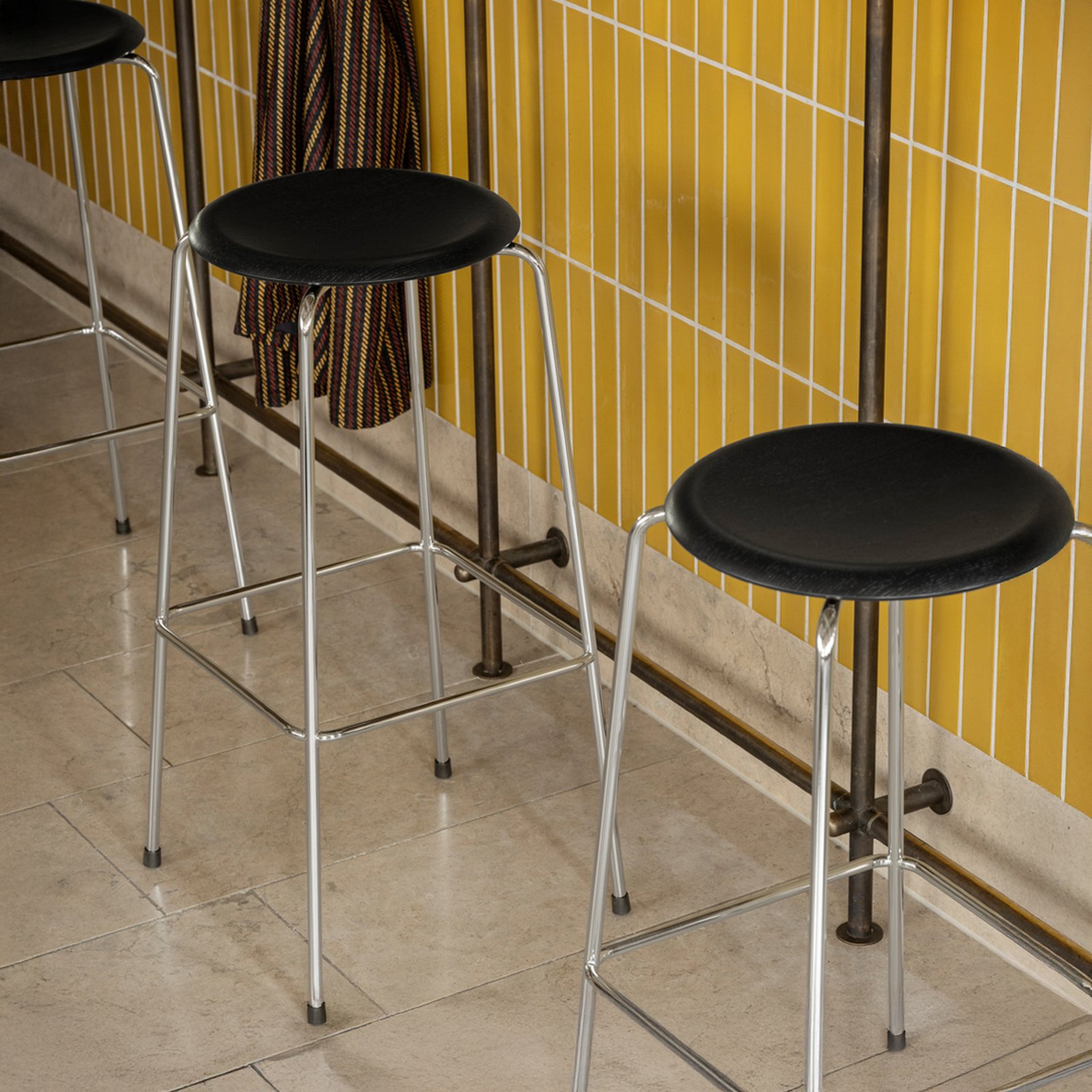 High Dot stool, 76 cm, chrome/smoke grey, wood - FRITZ HANSEN
