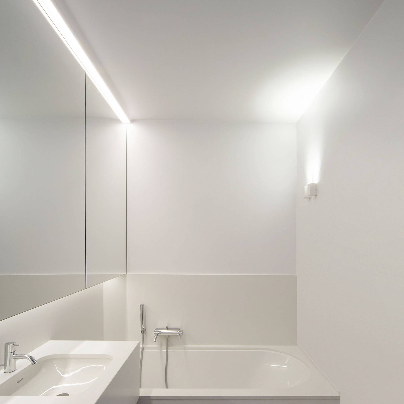 Wever & Ducré Lighting WEVER & DUCRÉ LED venkovní nástěnné svítidlo Train 2.0 up/down bílá 930