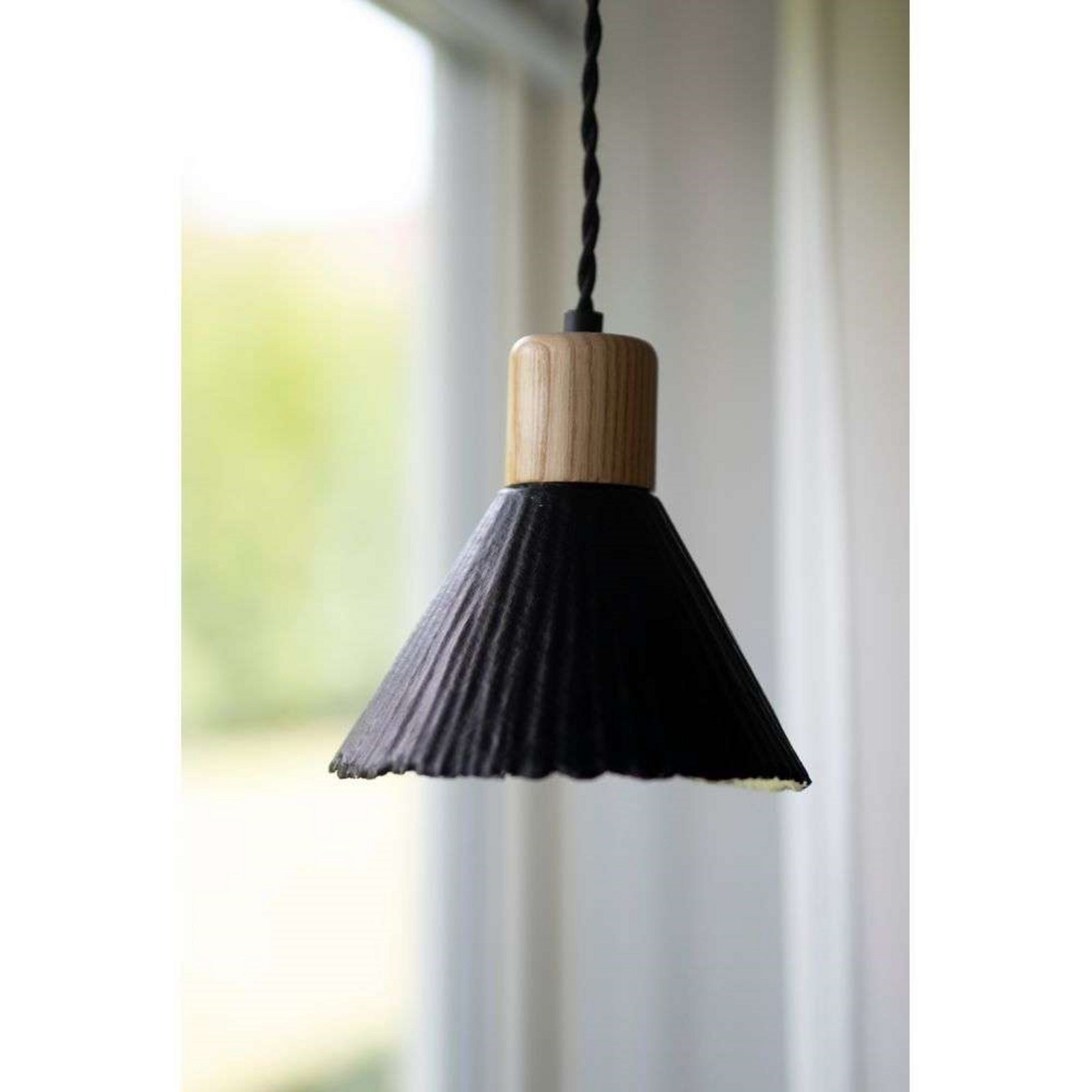 Linnea 16 Candeeiro Suspenso Black - Globen Lighting