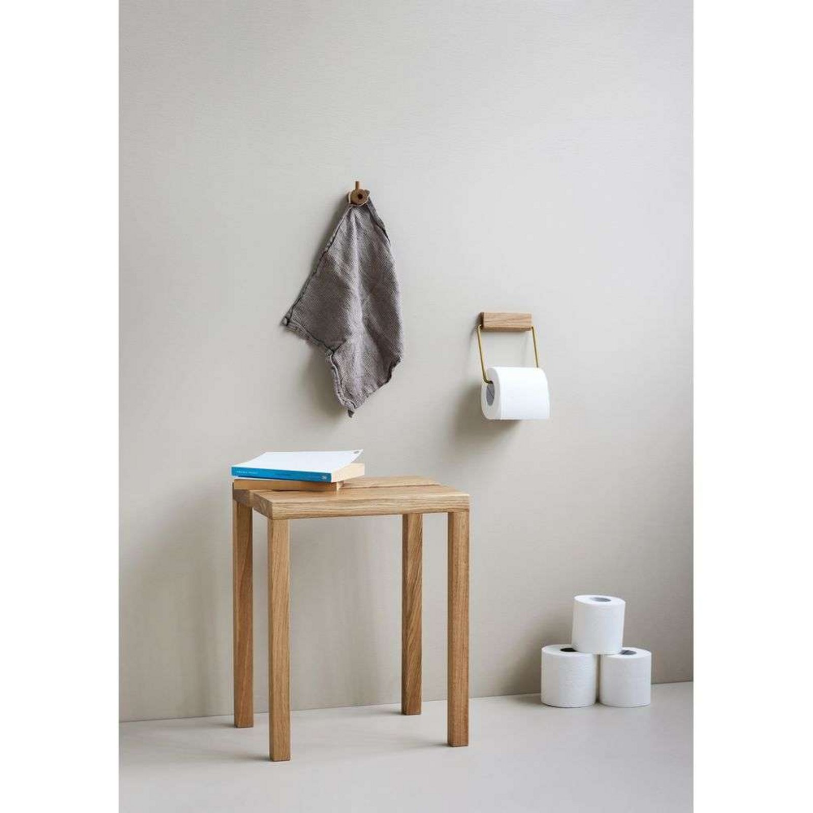 Toilet Roll Holder Oak/Brass - Moebe