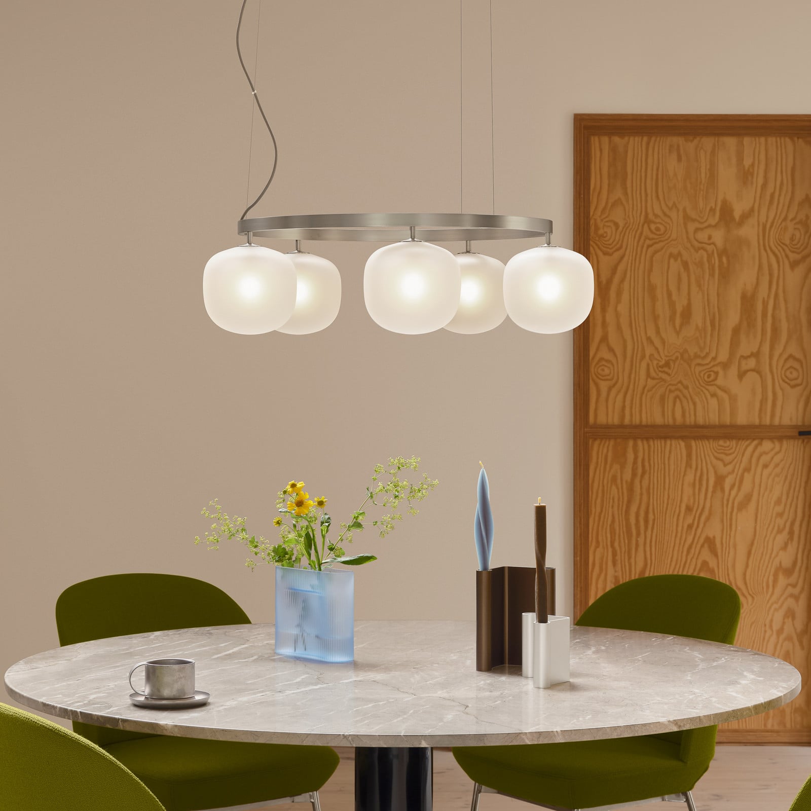 Chandelier Hängeleuchte grau Glas Ø 80 cm G9 Muuto - Wohnzimmer - Design - Mehrflammig