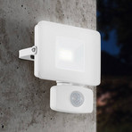 LED-Außenstrahler Faedo 3 mit Sensor, weiß