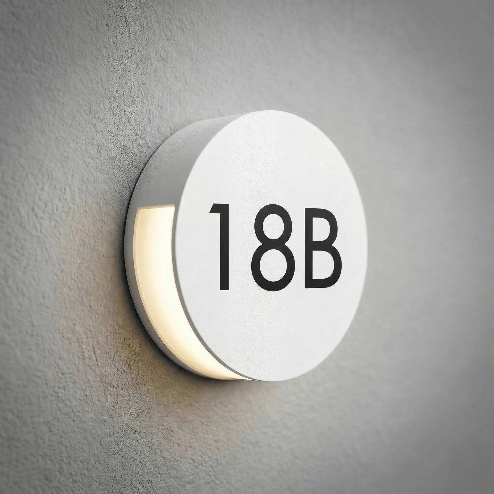 Applique d'extérieur LED Lucande Advero, gris clair, numéro de maison, CCT