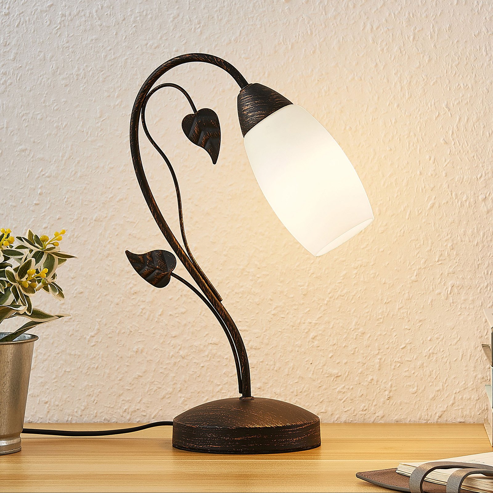 Lindby Isalie LED table lamp, for Living / Dining Room, metal, glass, E14, 4 W, energy efficiency: A++, W: 24.8 cm, H: 33.2 cm