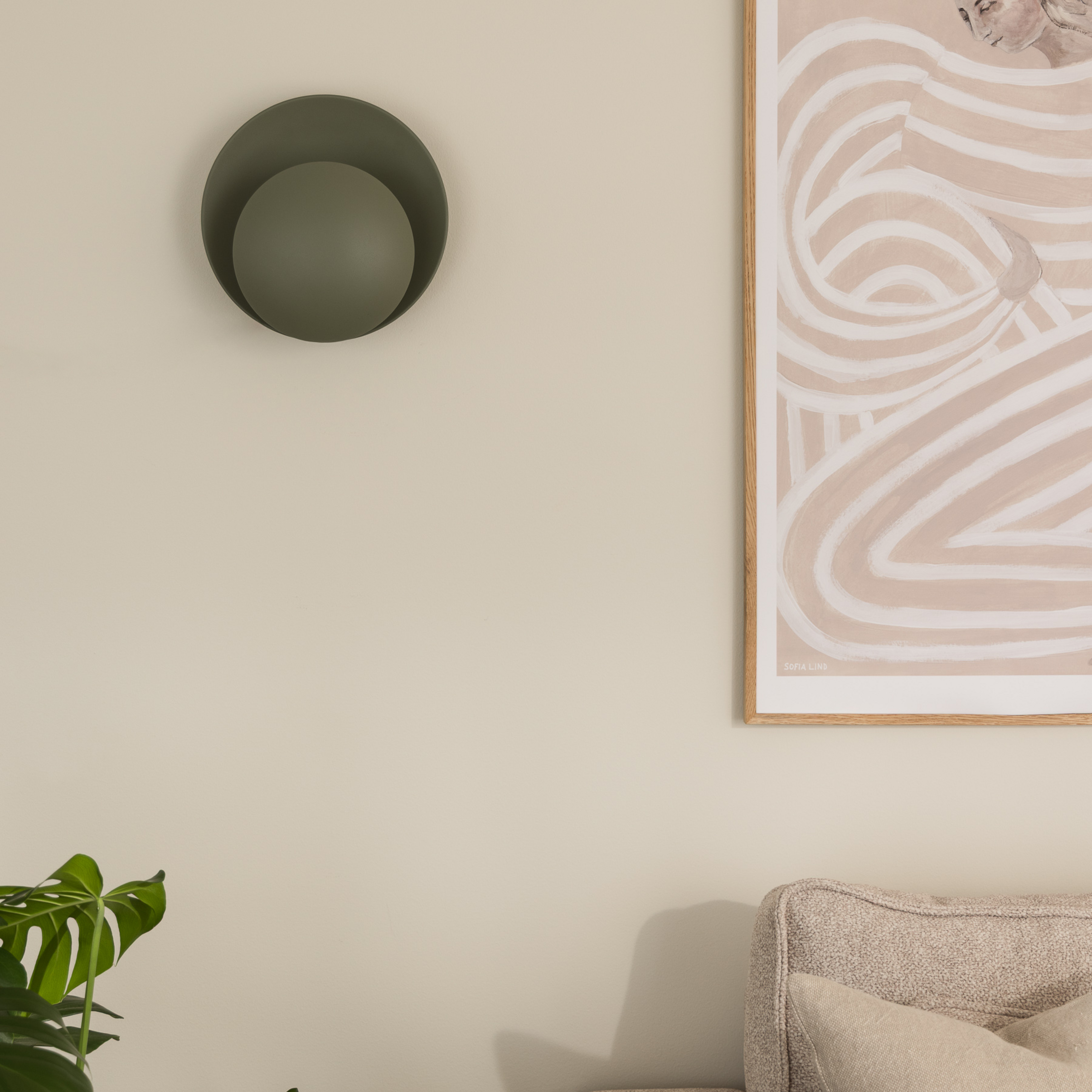 Orbit vägglampa grön metall Ø 30 cm - Globen Lighting