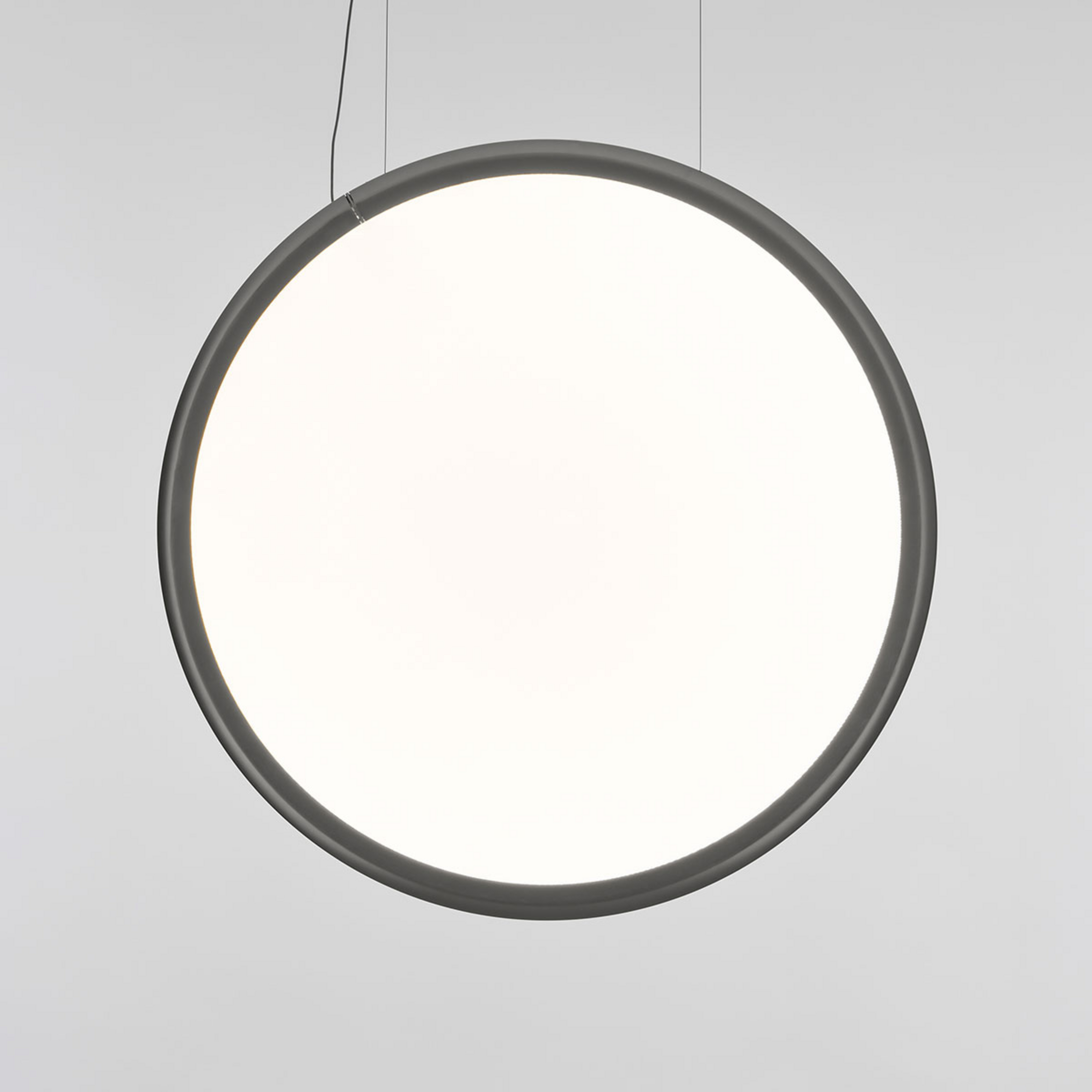 Artemide Discovery Vertical alu 70 cm via app