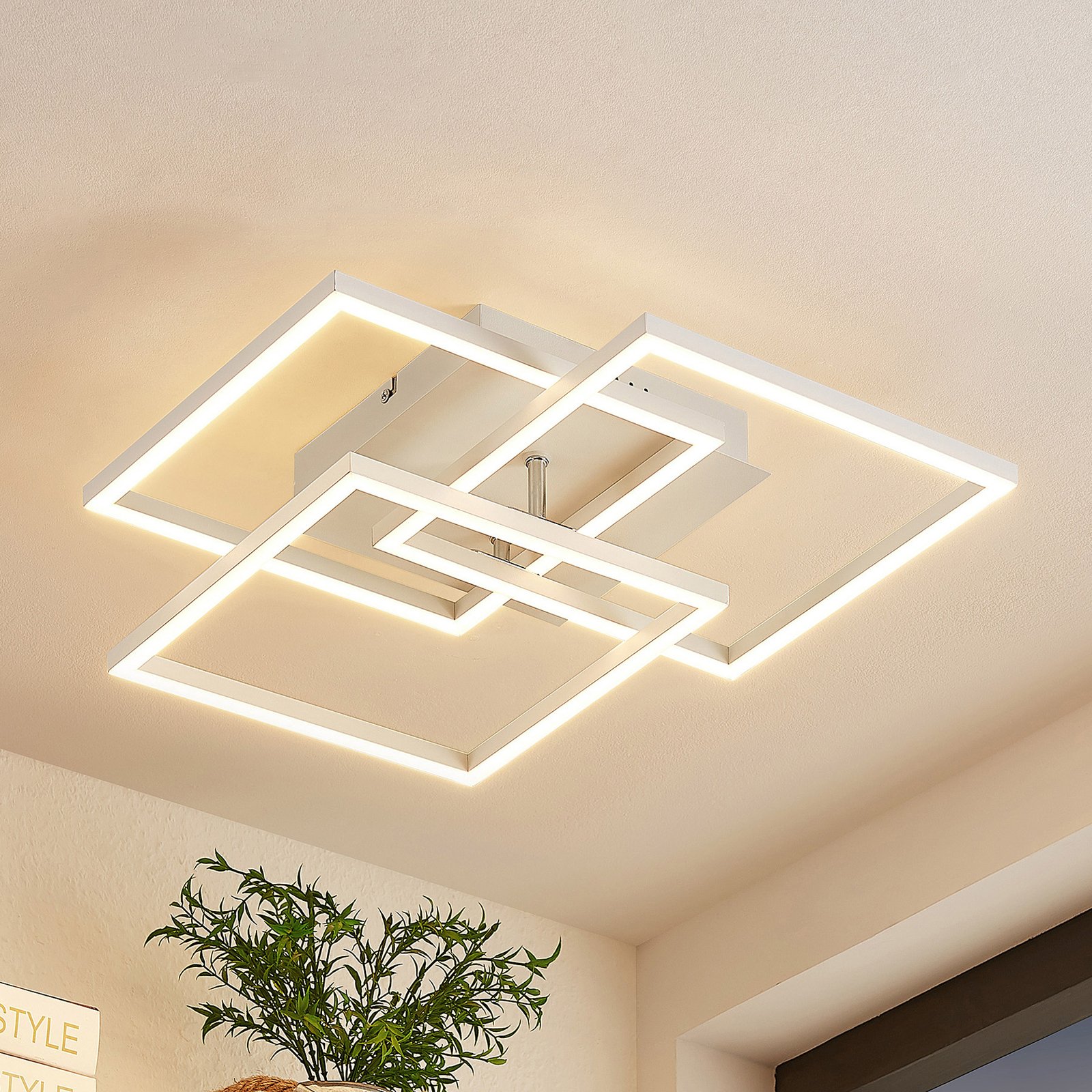 Lindby Qiana LED ceiling lamp CCT, angular, white